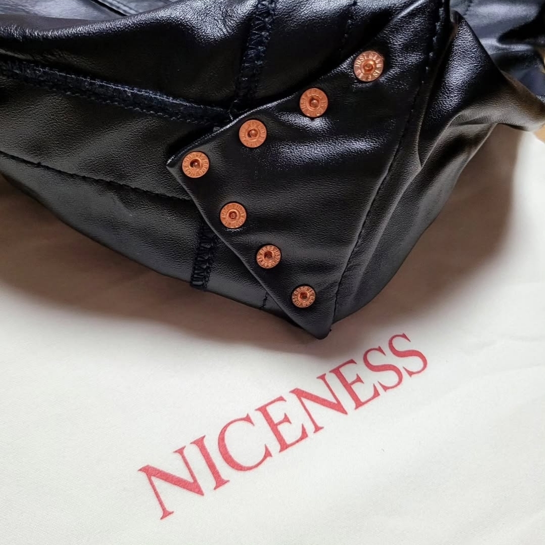 Niceness H.Ledz Black 착용 스타일 - 2