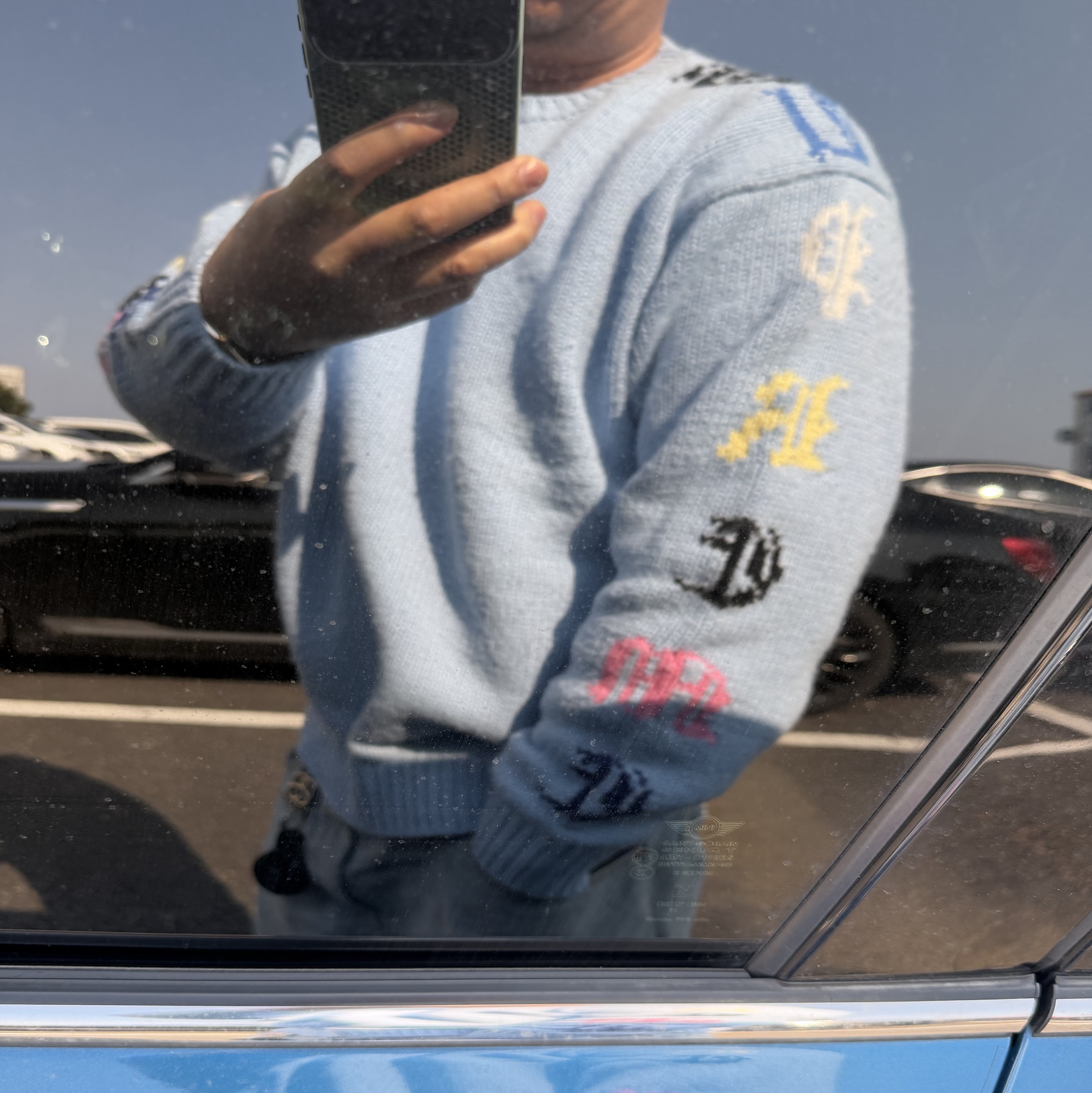 Supreme Old English Sleeves Sweater Light Blue - 26SS 착용 스타일 - 2