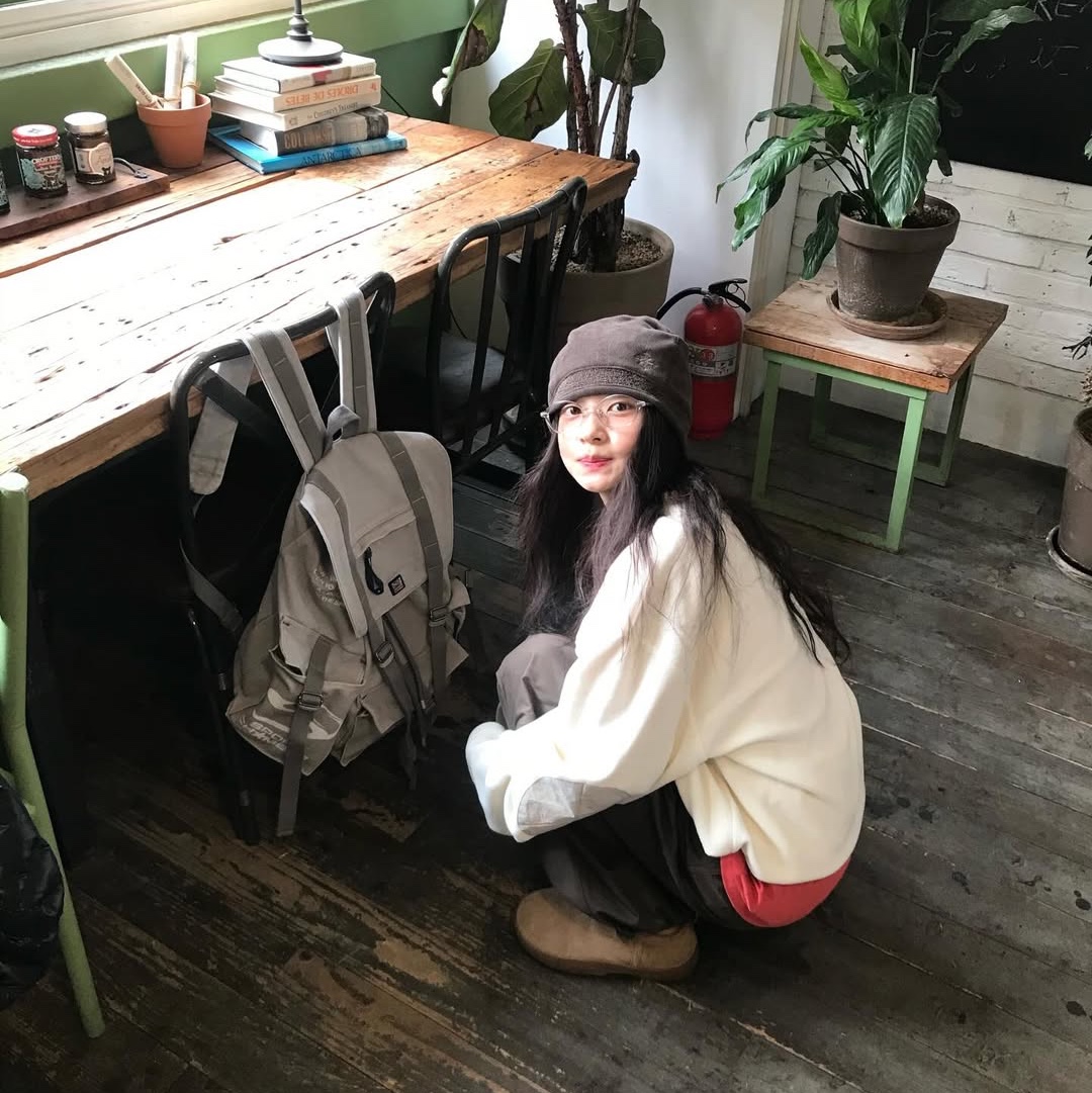 SPORT CHAMBER SC Sporty Rucksack GRAY 착용 스타일 - 3
