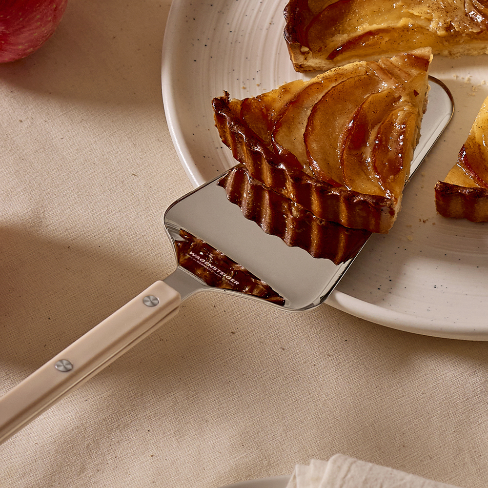 바겐슈타이거 스텐 304 셀레스트 트리니티 삼각스패치 브릭 레드(WAGENSTEIGER Stainless Steel 304 Celeste Trinity Triangle Spatula (Brick Red)) - 3