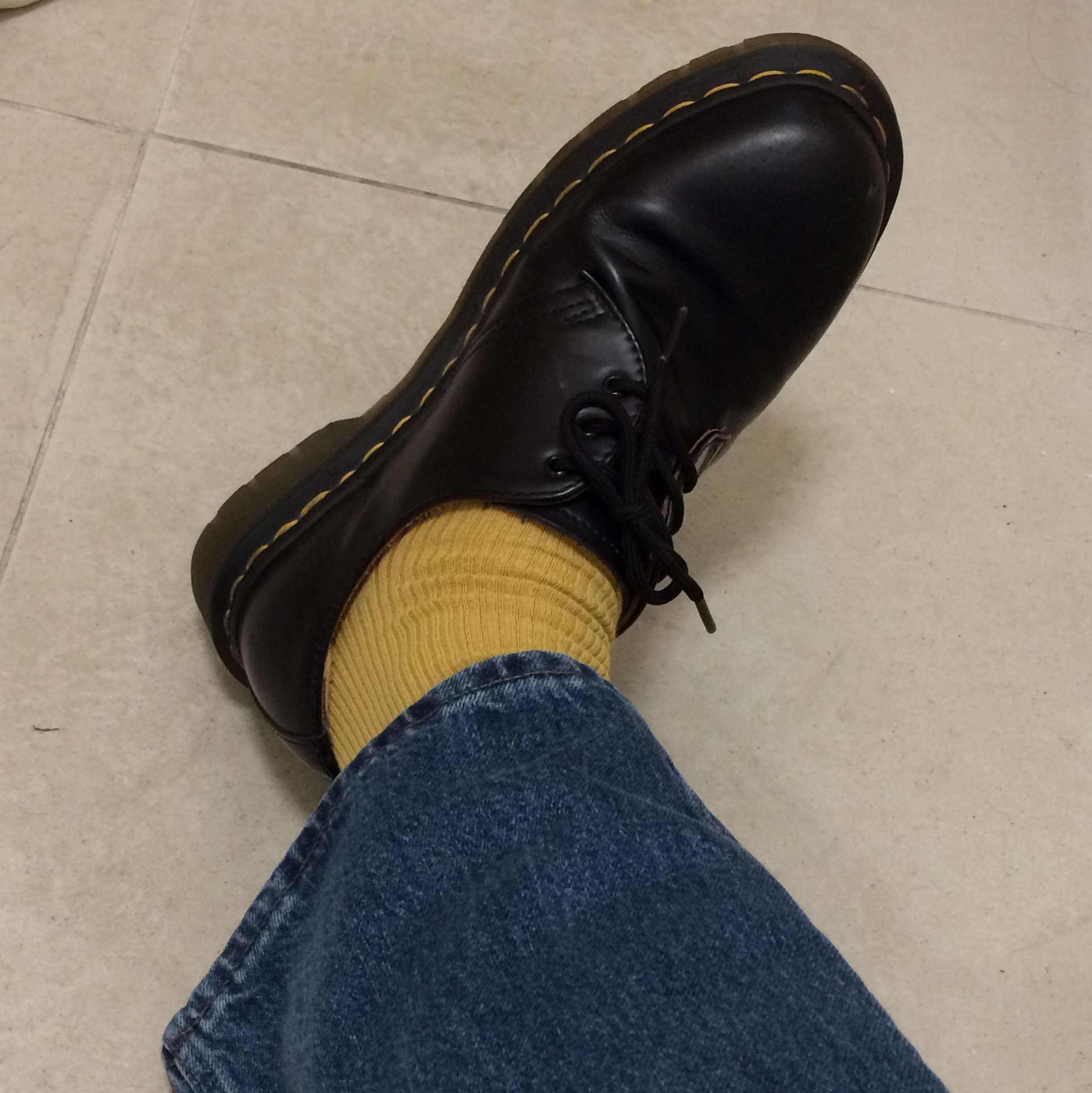 Dr. Martens 1461 Smooth Black 착용 스타일 - 2