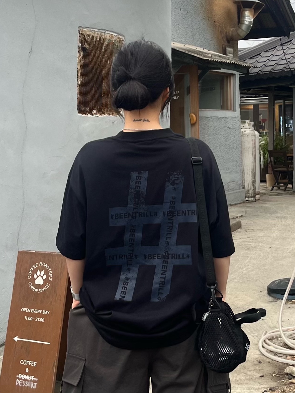 Supreme Mesh Mini Duffle Bag Black - 25SS 착용 스타일 - 4