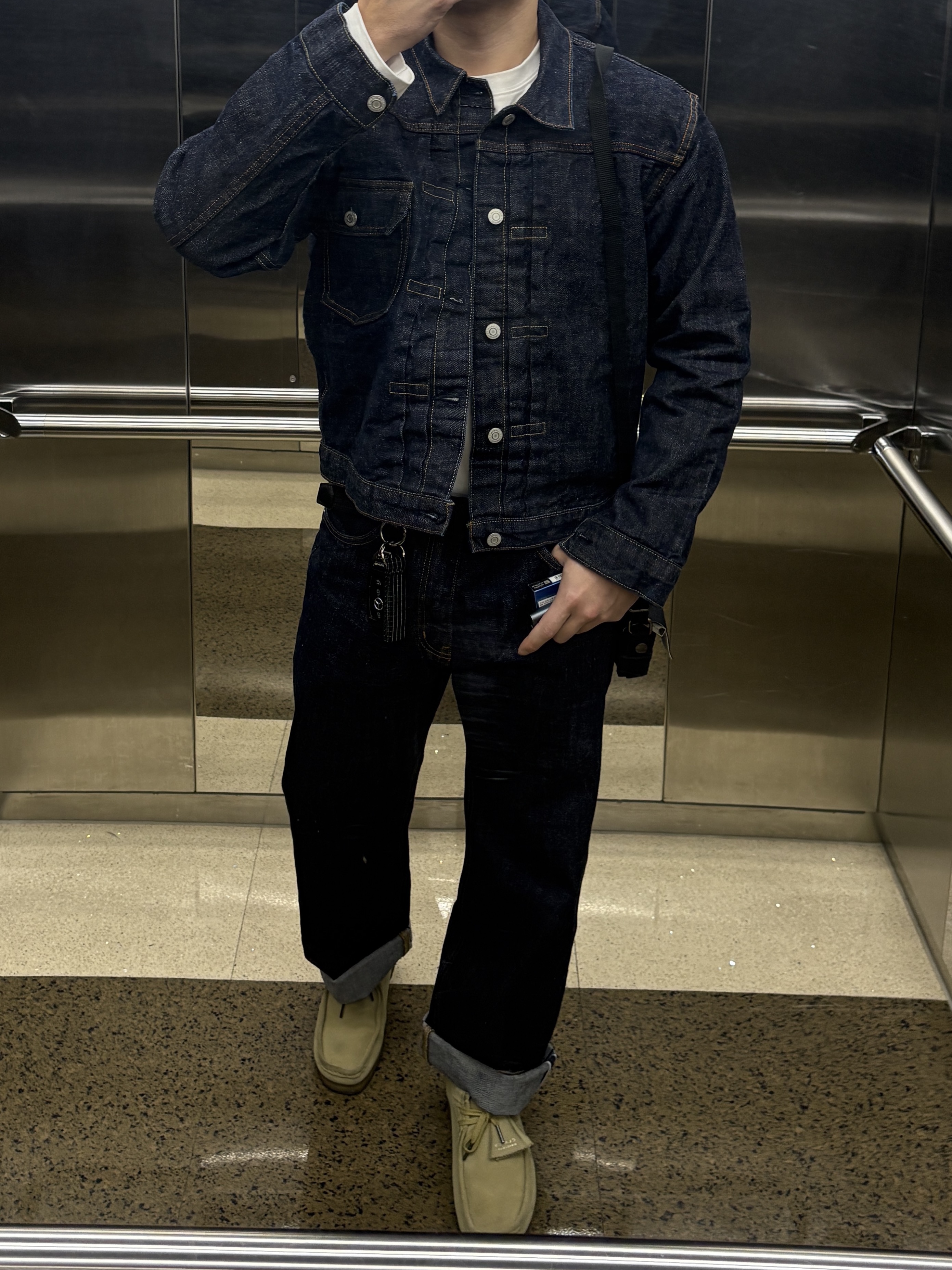 Fullcount 2107W-20 Type 1 Denim Jacket One Wash Indigo Blue, Clarks Wallabee Maple Suede 착용 스타일 - 1