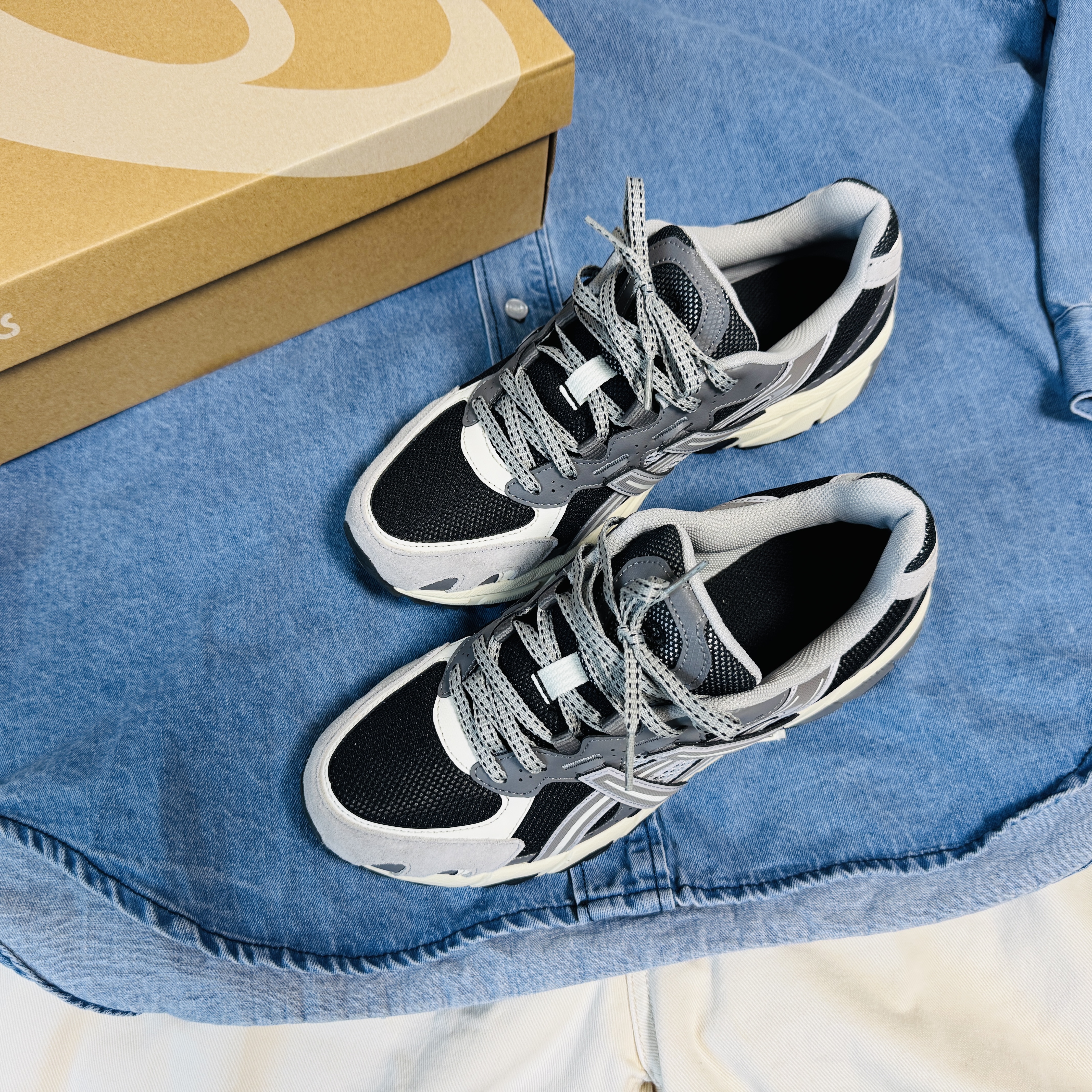 Asics Gel-Sonoma TR62 Black Cement Grey 착용 스타일 - 2