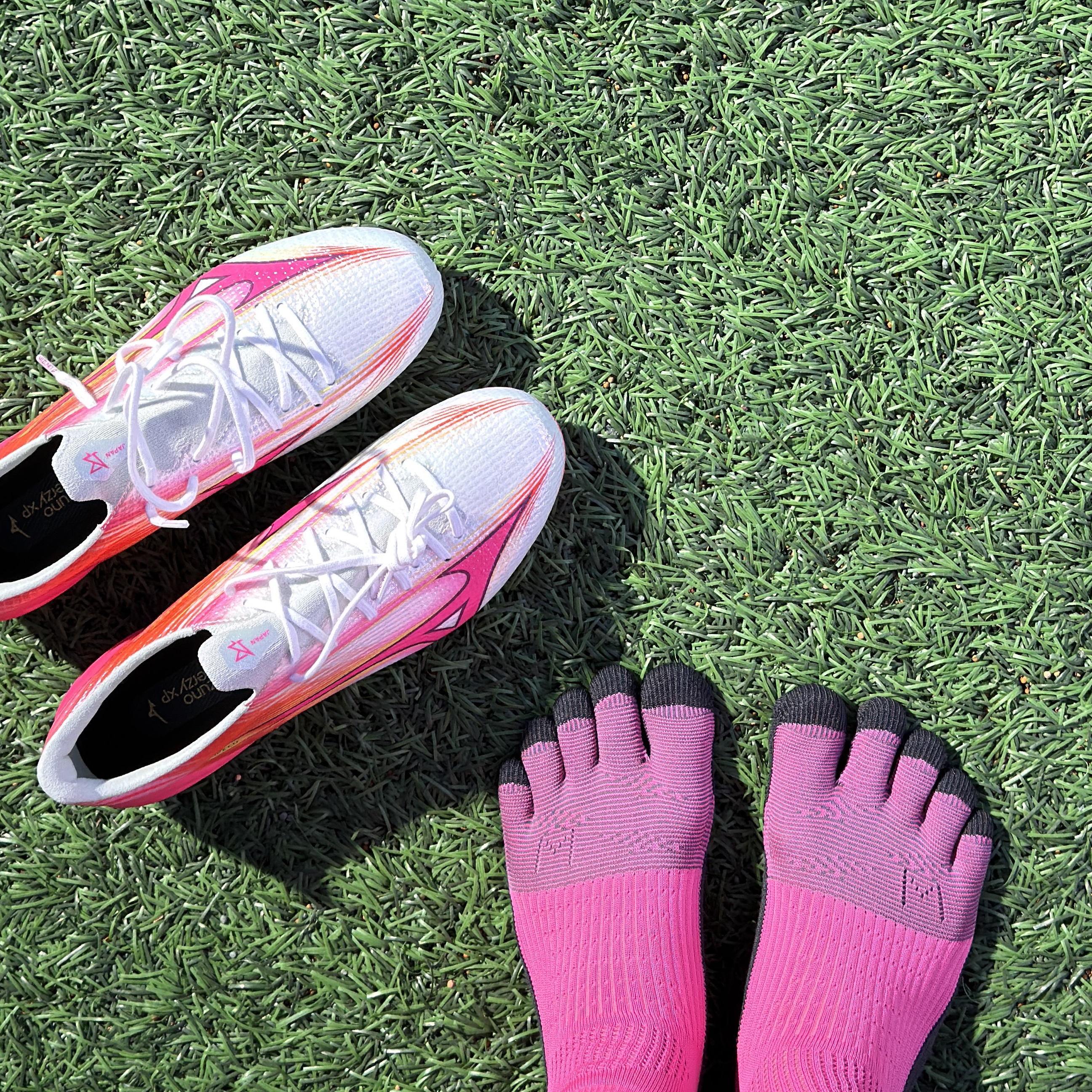 Mizuno Alpha III Japan MD White Pink 착용 스타일