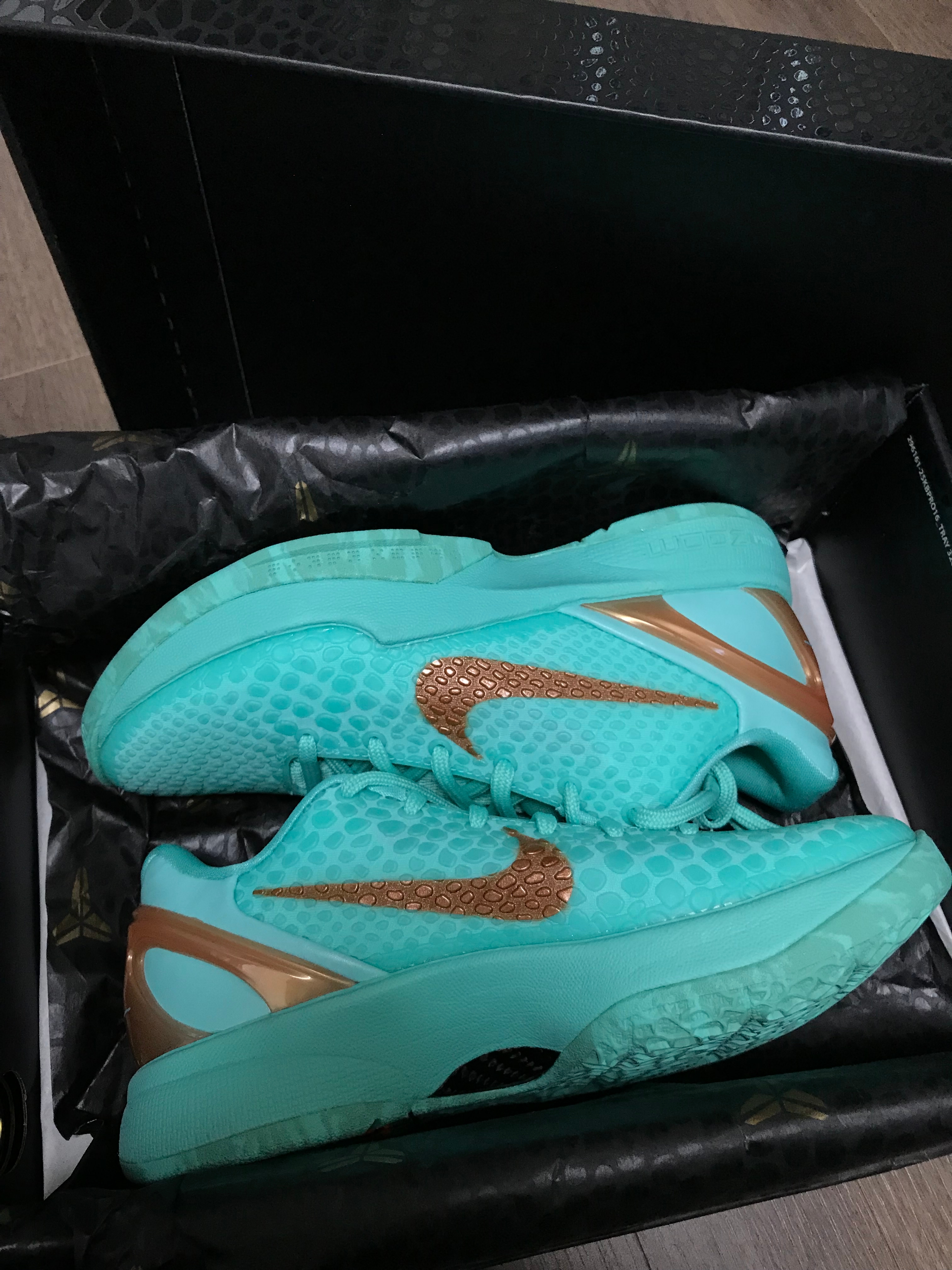 Nike Kobe 6 Protro Hyper Turquoise Metallic Copper 착용 스타일 - 2