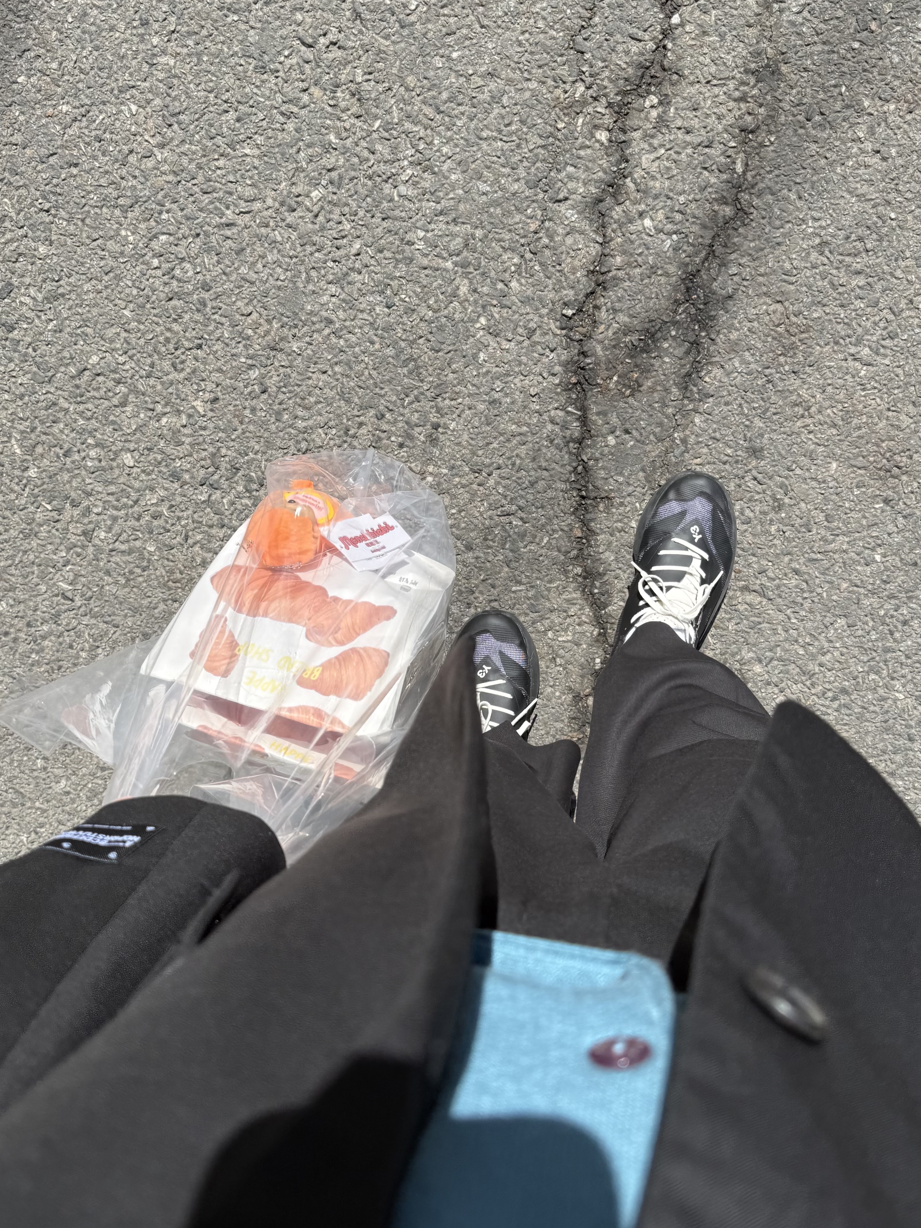 Zara x Ader Error Oversize Blazer Black, Zara x Ader Error Tapered Trousers Black 착용 스타일 - 2