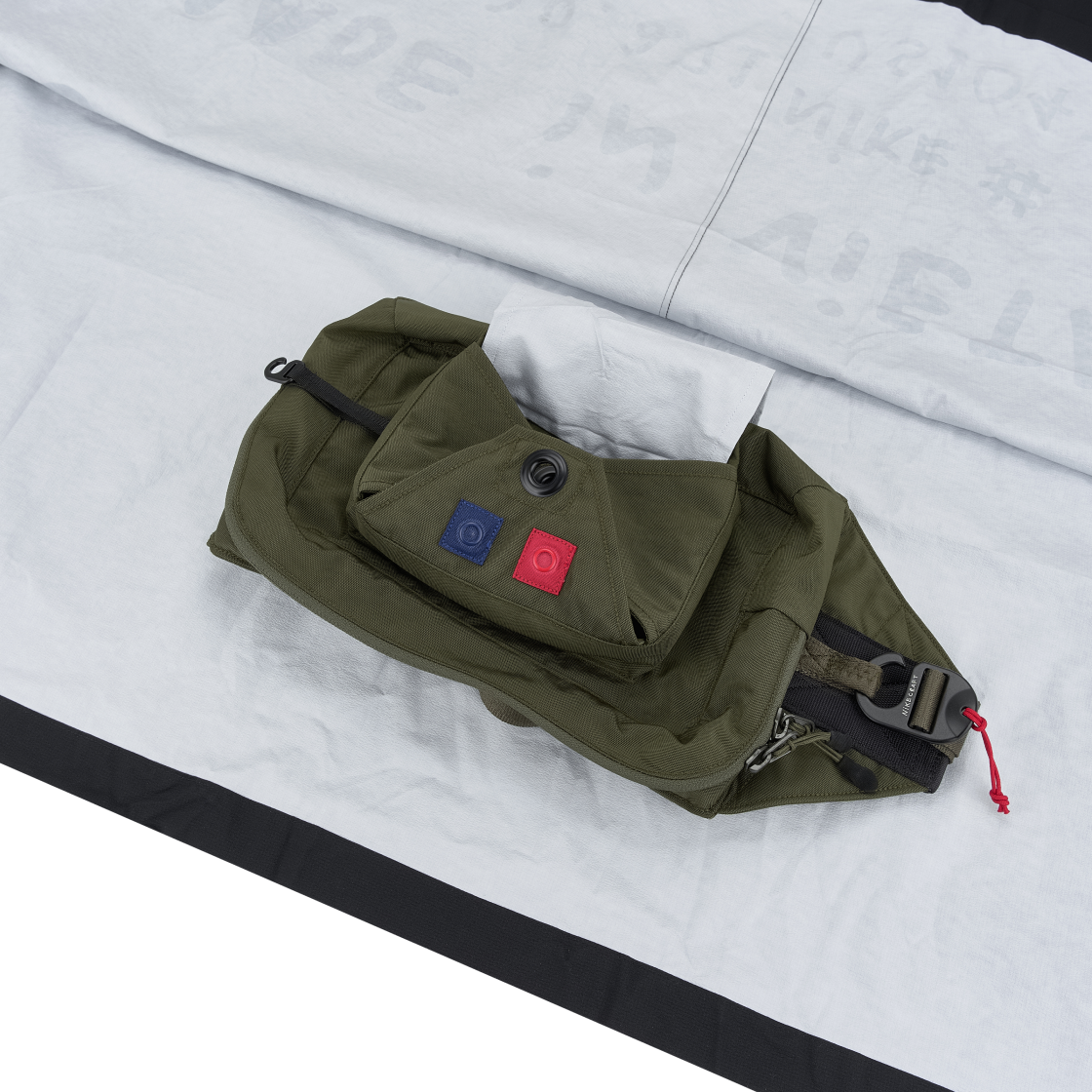 나이키 x 톰 삭스 크래프트 I.S.R.U 유니폼 판초 올리브 캔버스 (DC5152-334)(Nike x Tom Sachs Craft I.S.R.U Uniform Poncho Olive Canvas (DC5152-334)) - 4