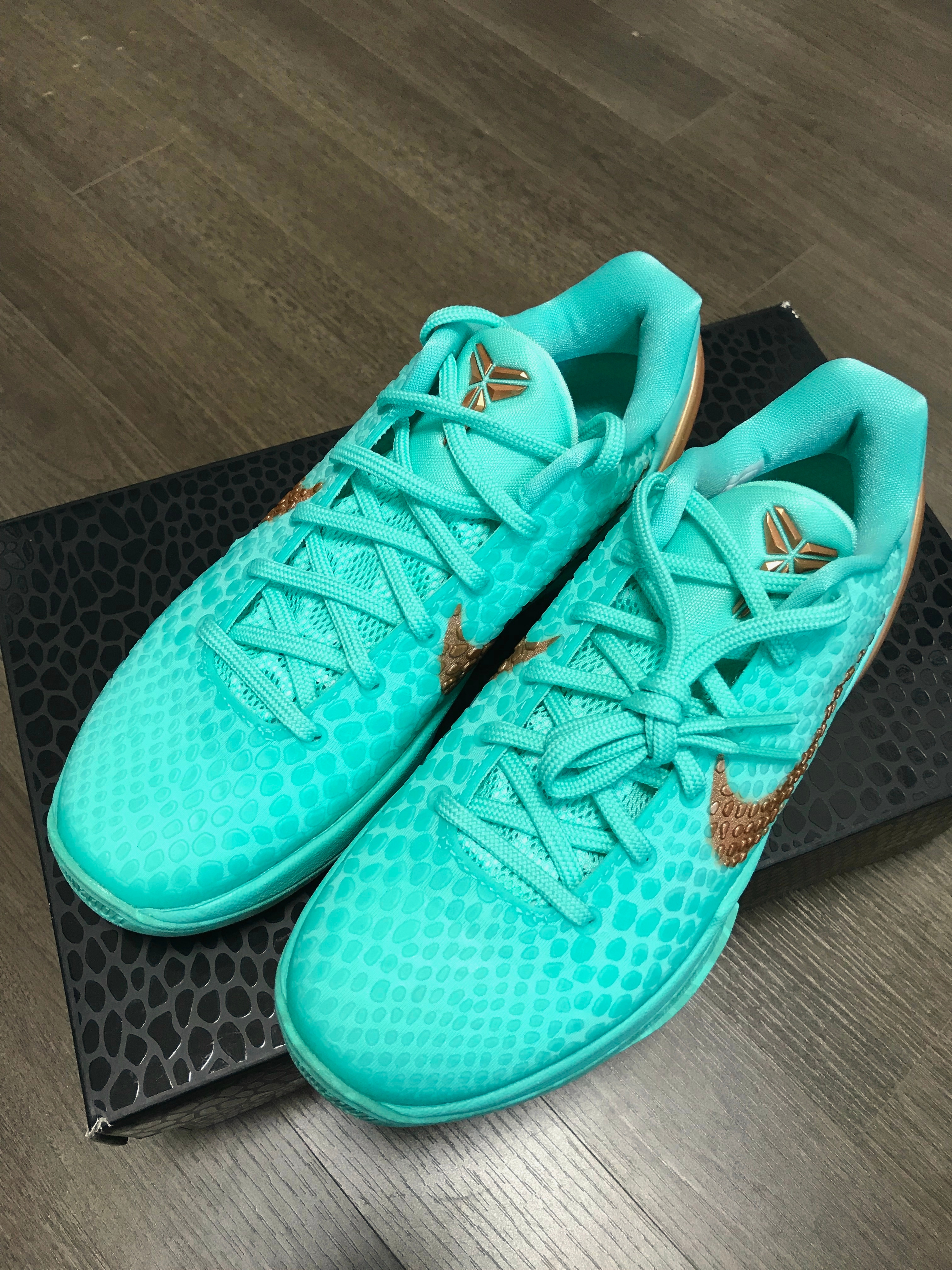 Nike Kobe 6 Protro Hyper Turquoise Metallic Copper 착용 스타일 - 5
