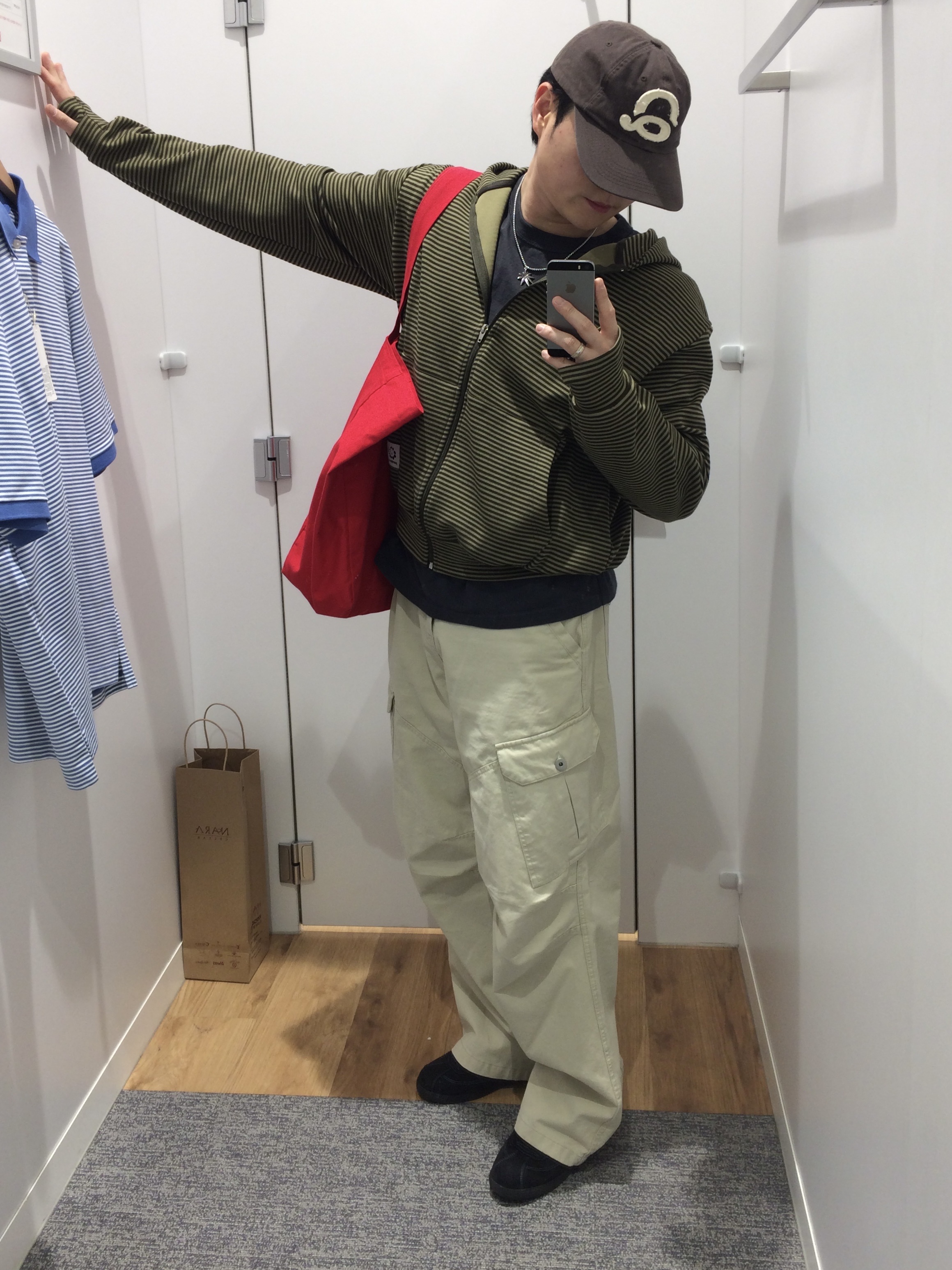 Depc Logo Eco Bag Red 착용 스타일 - 3