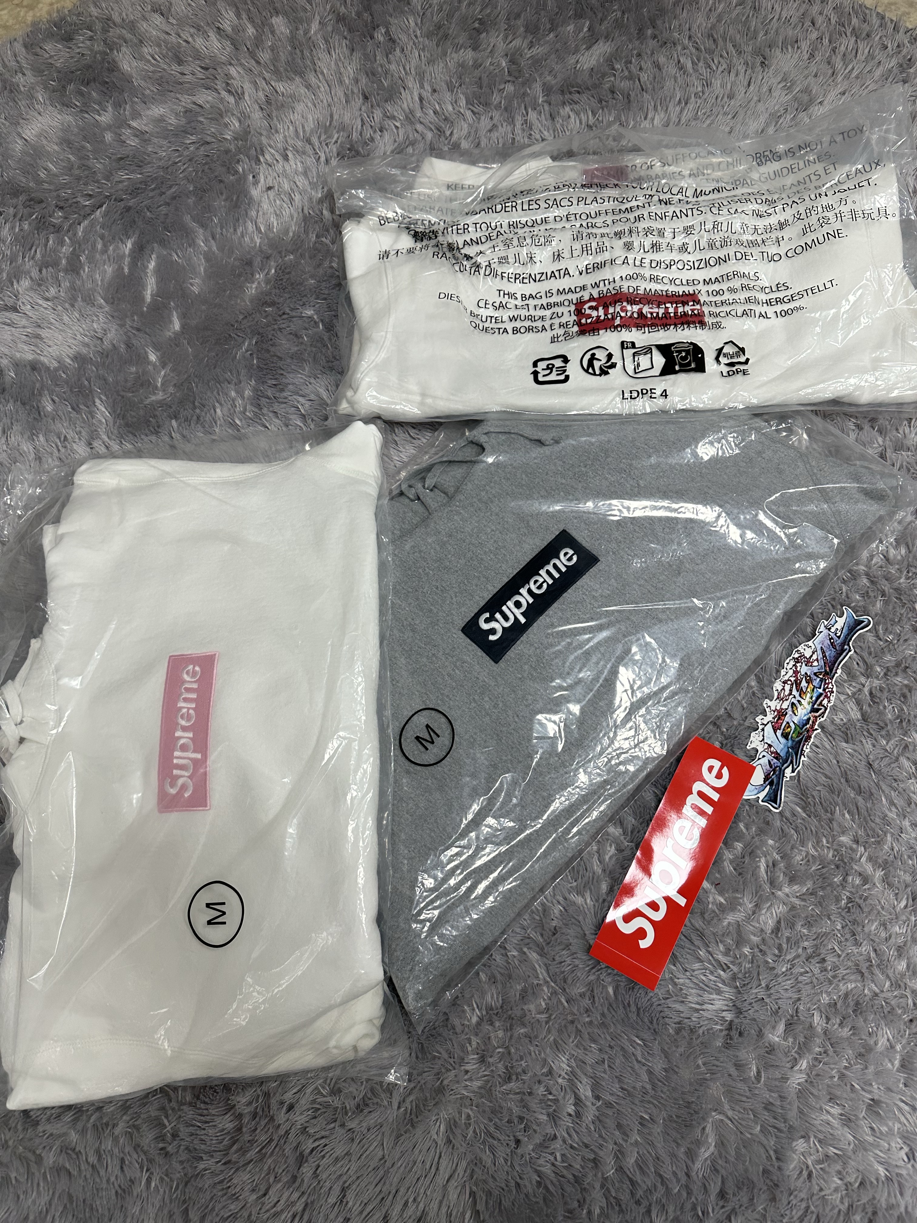 Supreme Box Logo Hooded Sweatshirt Heather Grey - 25FW 착용 스타일 - 3