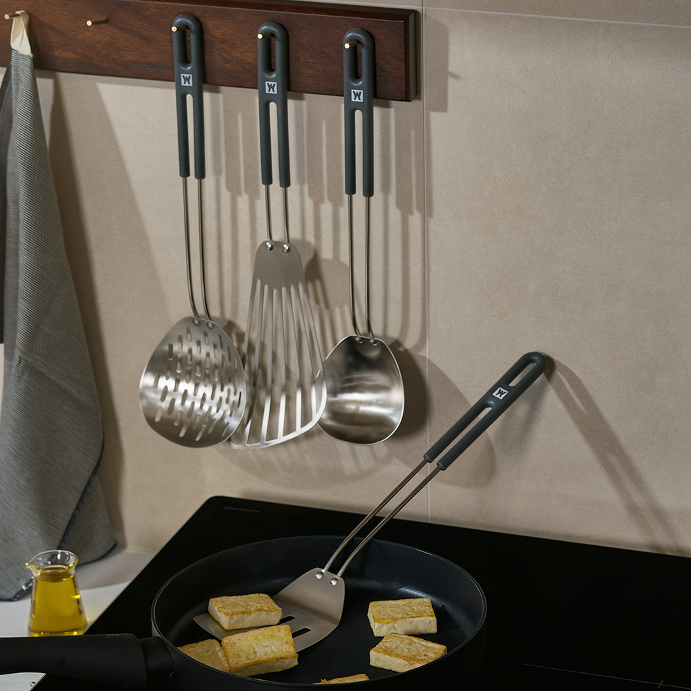 바겐슈타이거 플래티넘 실리콘 핸들 스텐 304 에센셜 조리도구 뒤집개(WAGENSTEIGER Platinum Silicone Handle Stainless Steel 304 Essential Turner) - 4