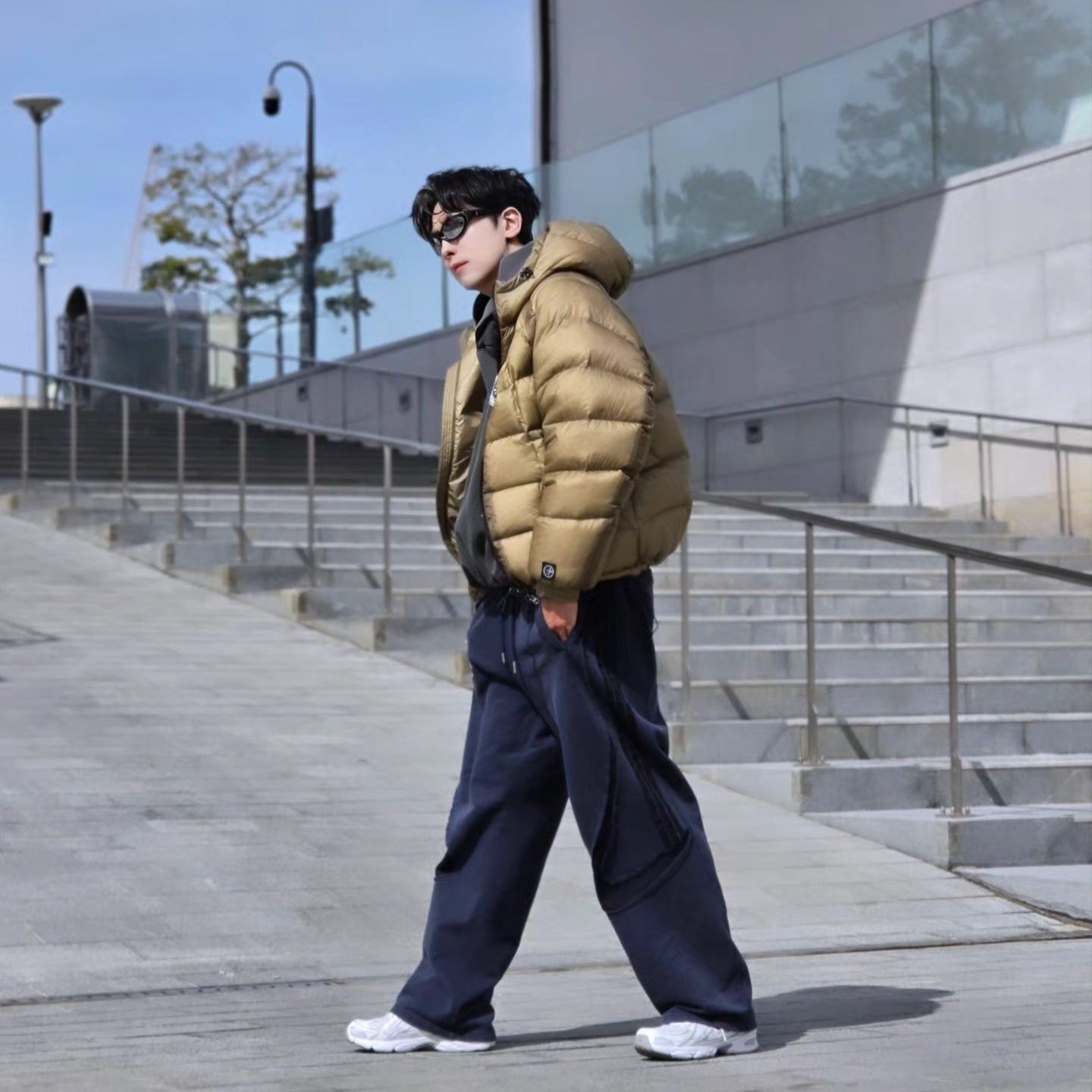 Punch Drunk Parties Circle Logo Garment Dyed Hoodie Charcoal, Adidas x Thug Club Teamgeist Sweatpants Night Indigo - KR Sizing 착용 스타일 - 1