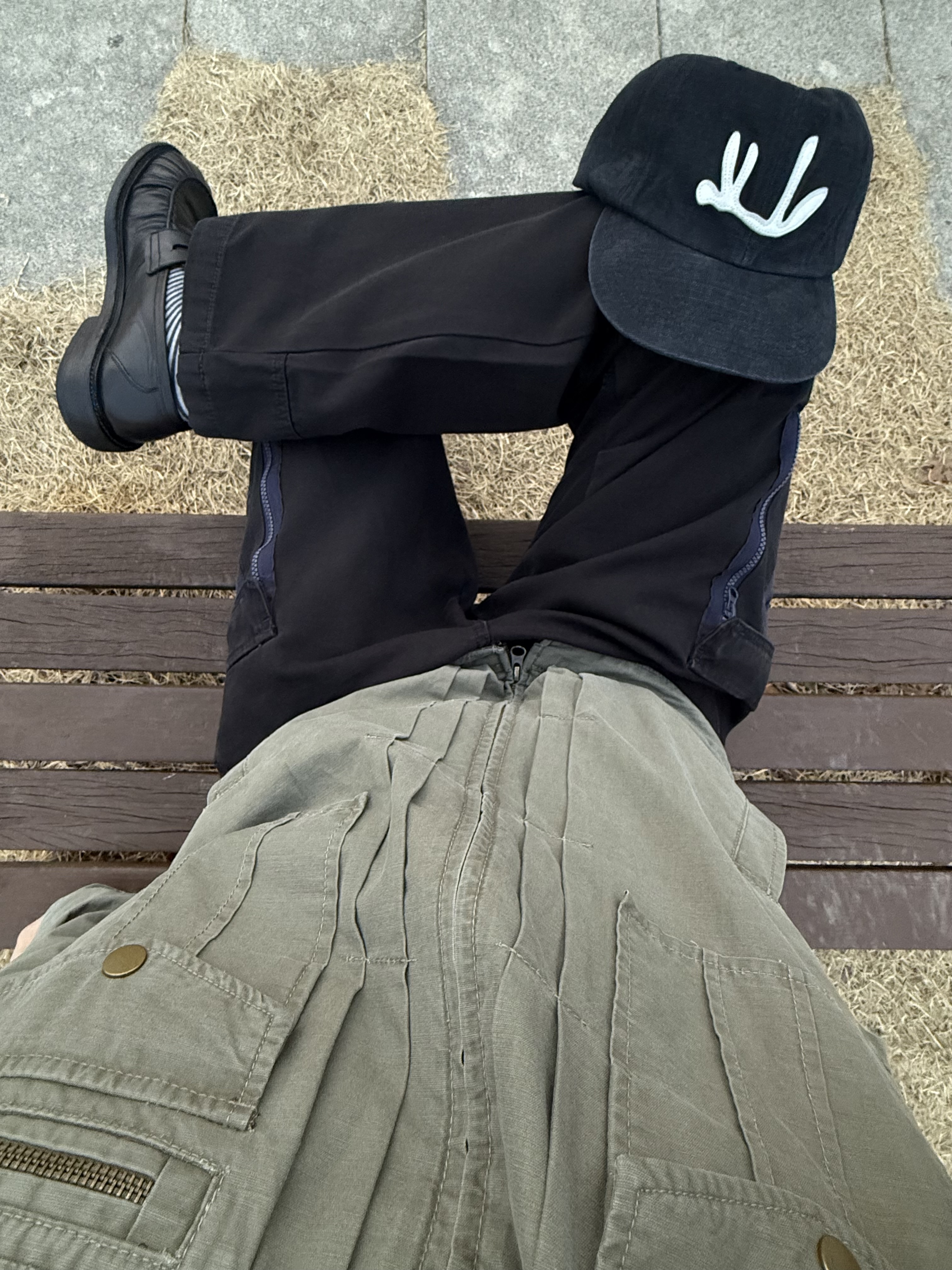 CHOWOO Vintage Washed Downfall Cap Washed Black, CHOWOO Vintage Washed 5 Pockets Work Jacket Washed Khaki 착용 스타일 - 2