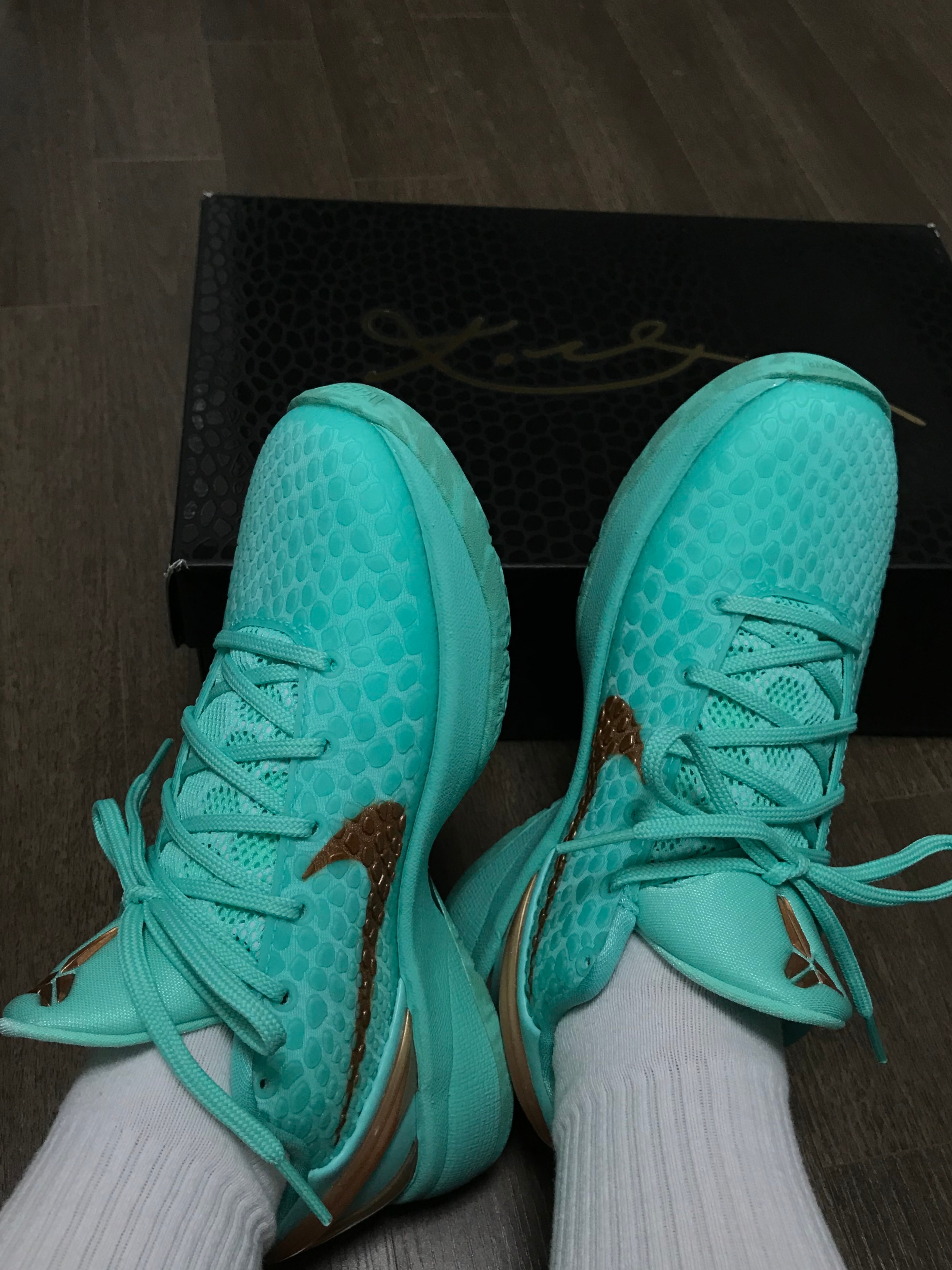 Nike Kobe 6 Protro Hyper Turquoise Metallic Copper 착용 스타일 - 6