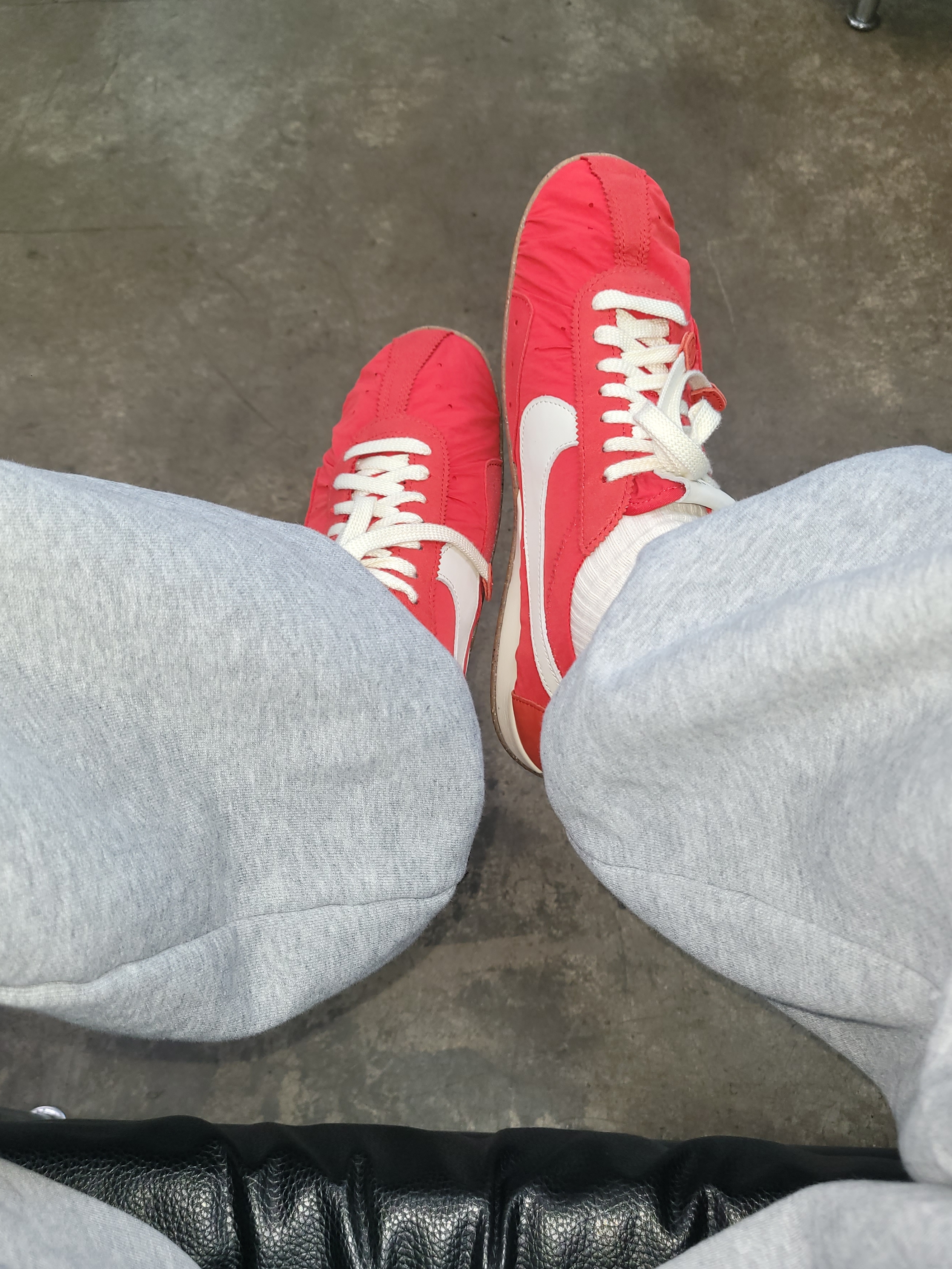 Nike x Jacquemus Moon Shoe SP University Red and Bicycle Yellow 착용 스타일