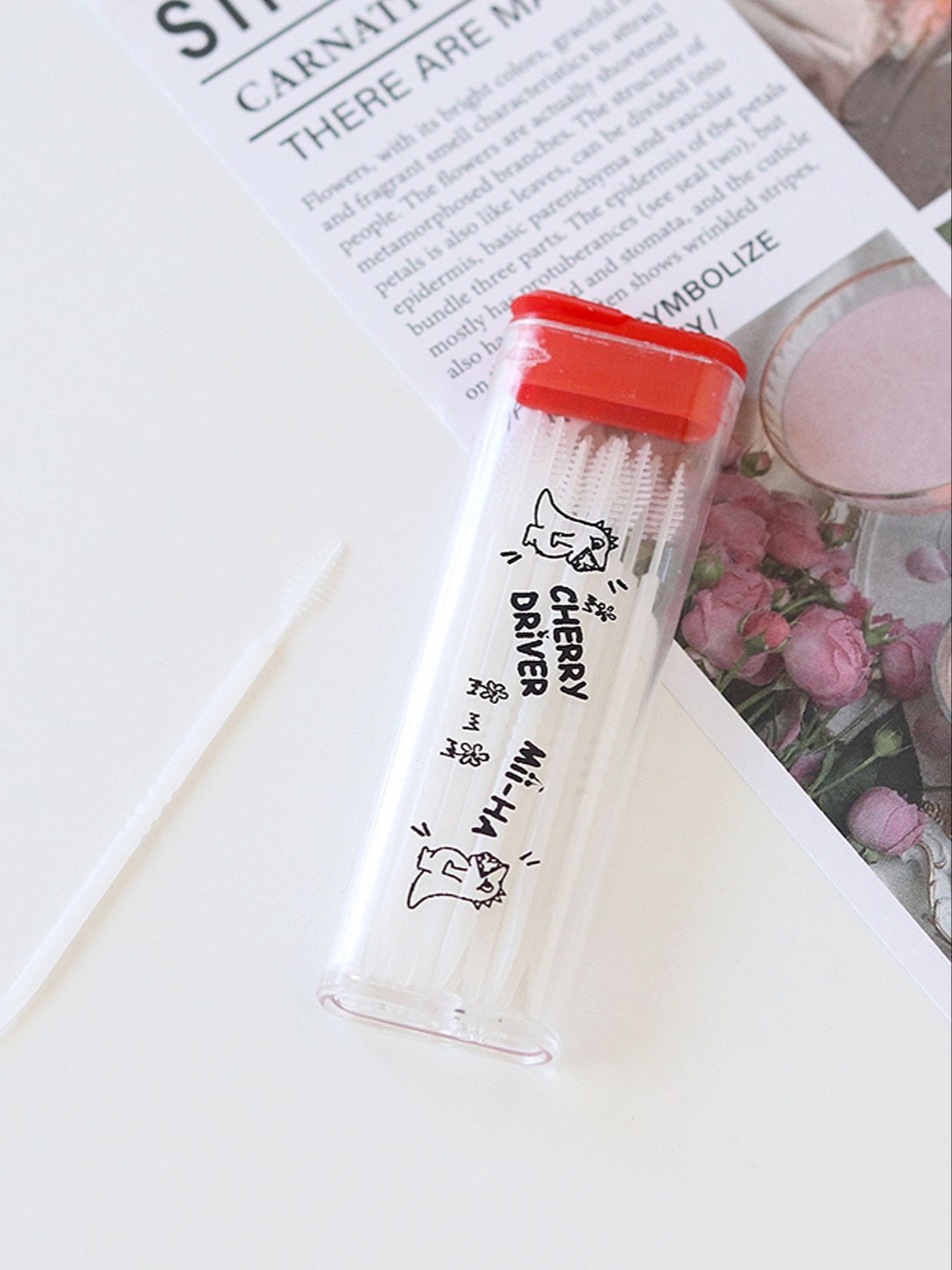 Cherry Driver X Mii-Ha Dental Toothpick 착용 스타일