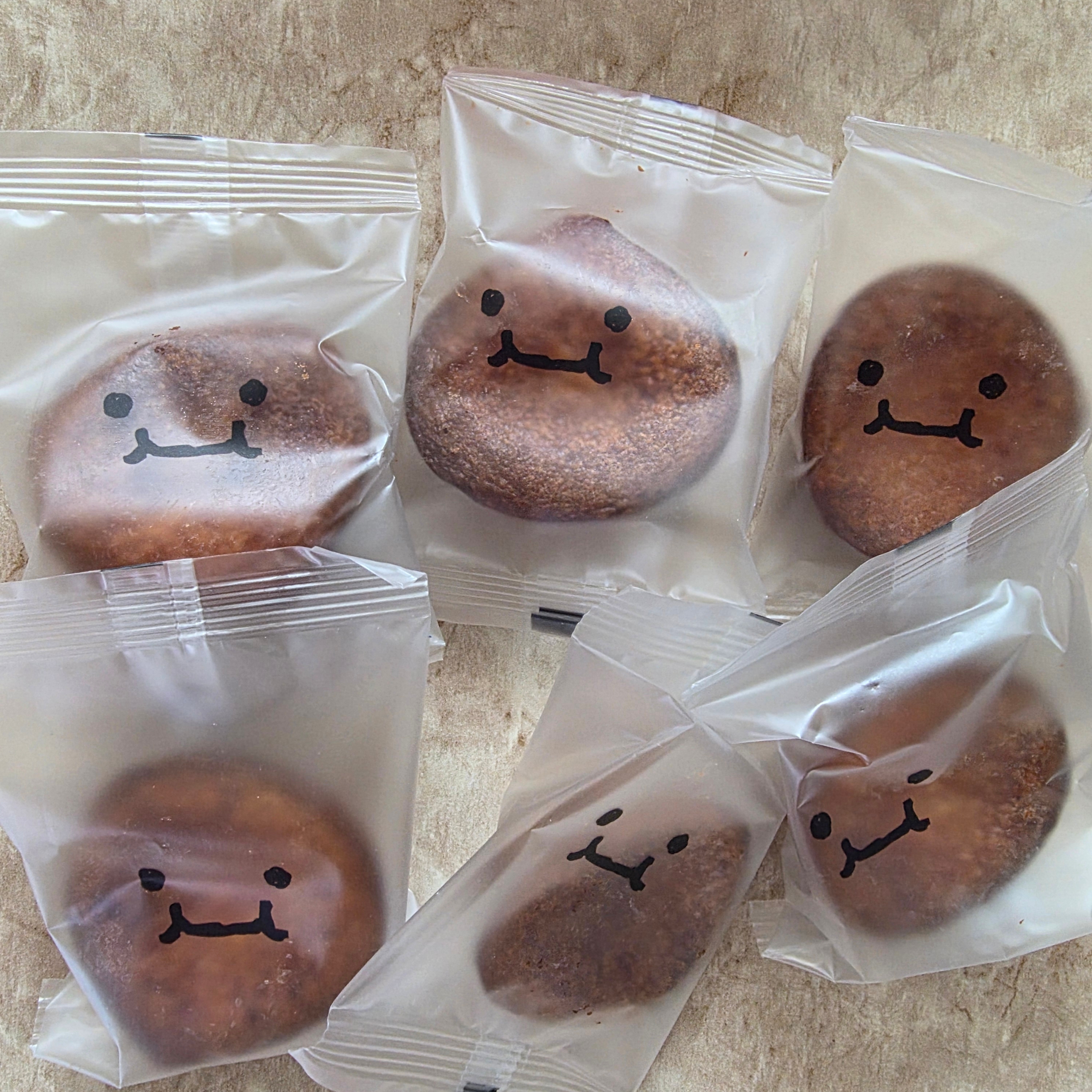 tongtonge Crispy & Chewy Gluten-Free Butter Rice Cake 착용 스타일