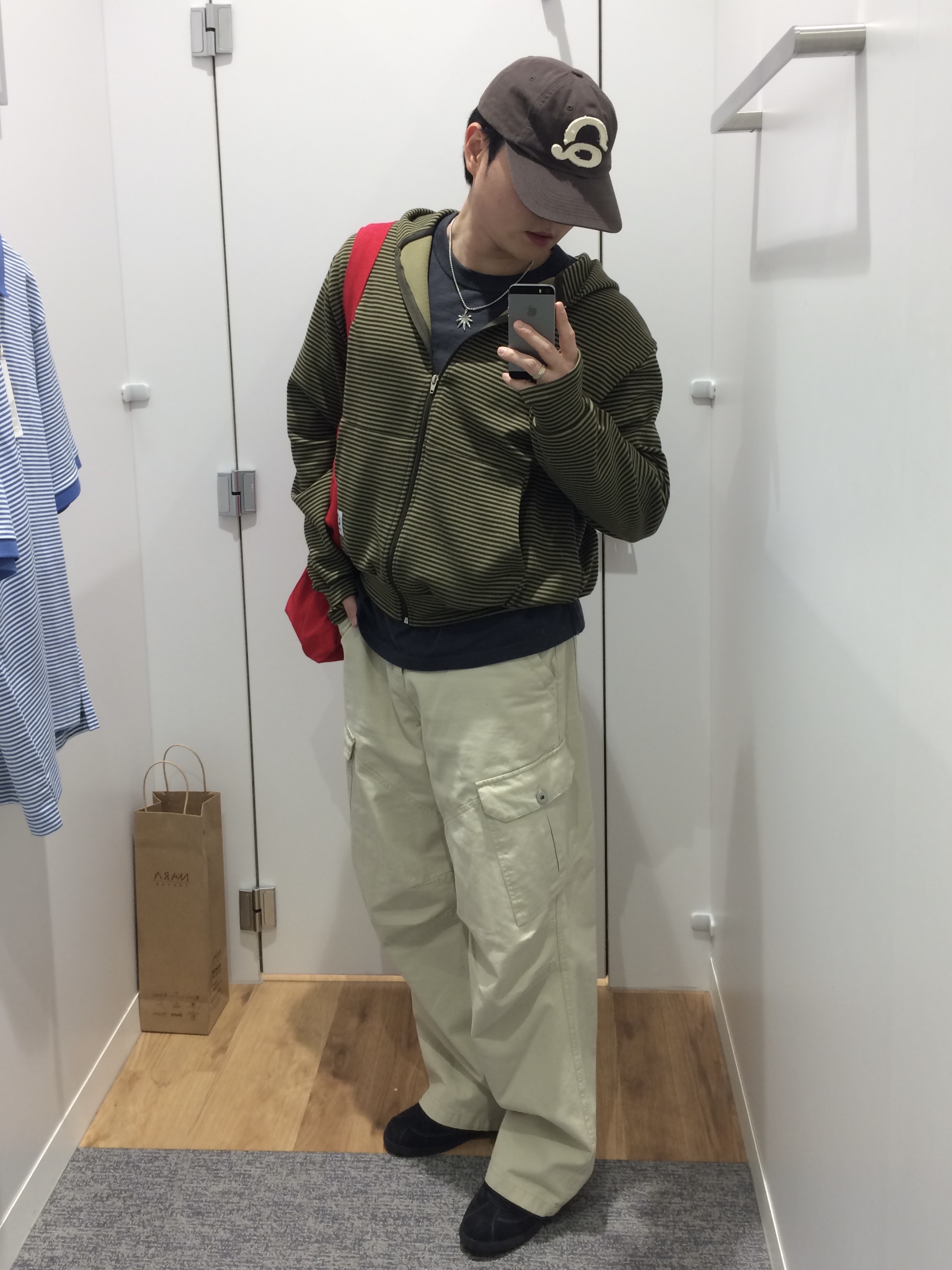 Depc Logo Eco Bag Red 착용 스타일 - 1