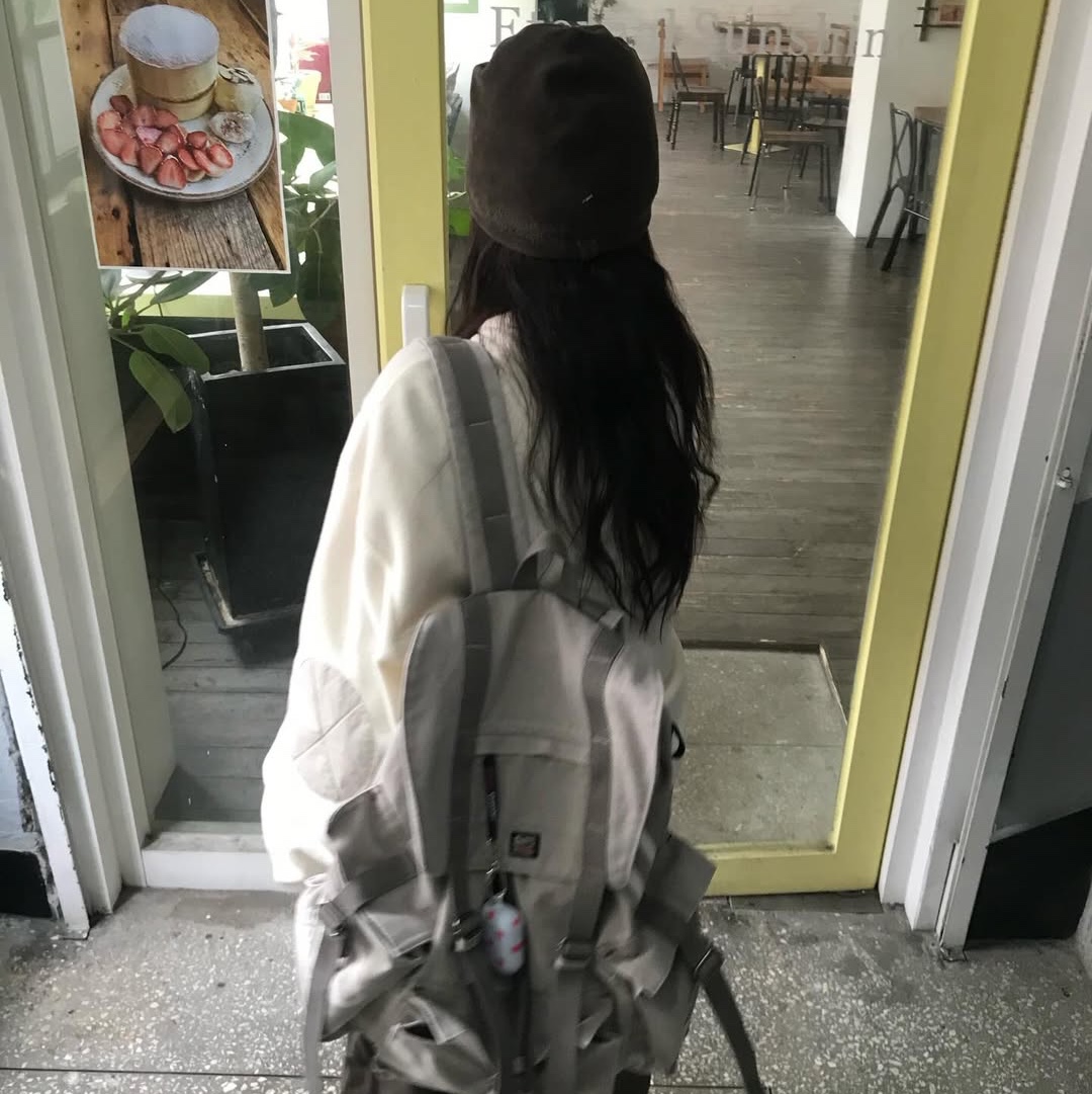 SPORT CHAMBER SC Sporty Rucksack GRAY 착용 스타일 - 5
