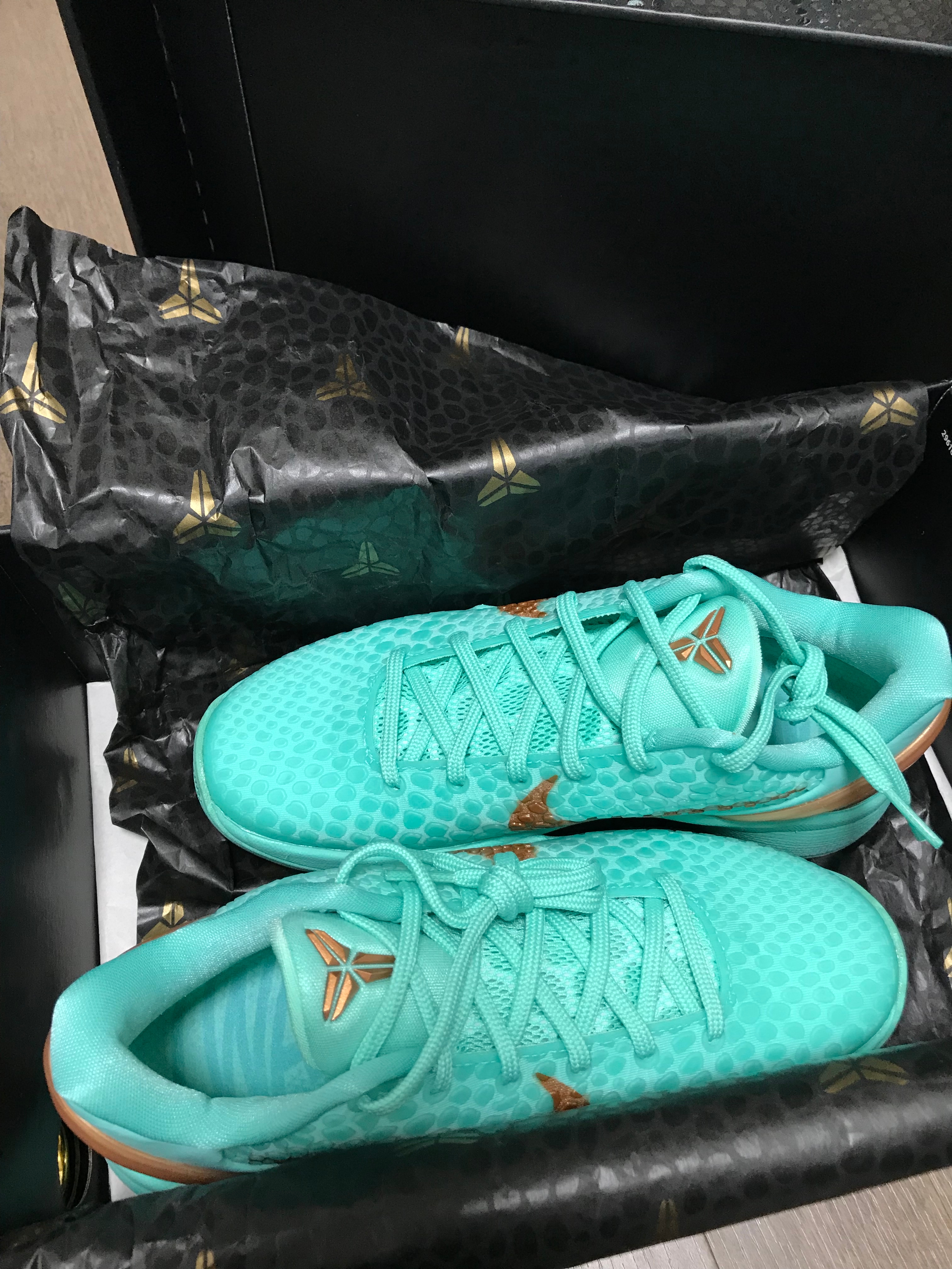 Nike Kobe 6 Protro Hyper Turquoise Metallic Copper 착용 스타일 - 3