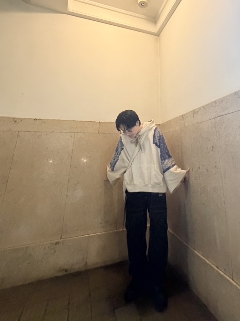 Kapital Thin Canvas Lumber Pants Black, Kapital Top Fleece Bandana Devil Hoodie Navy 착용 스타일