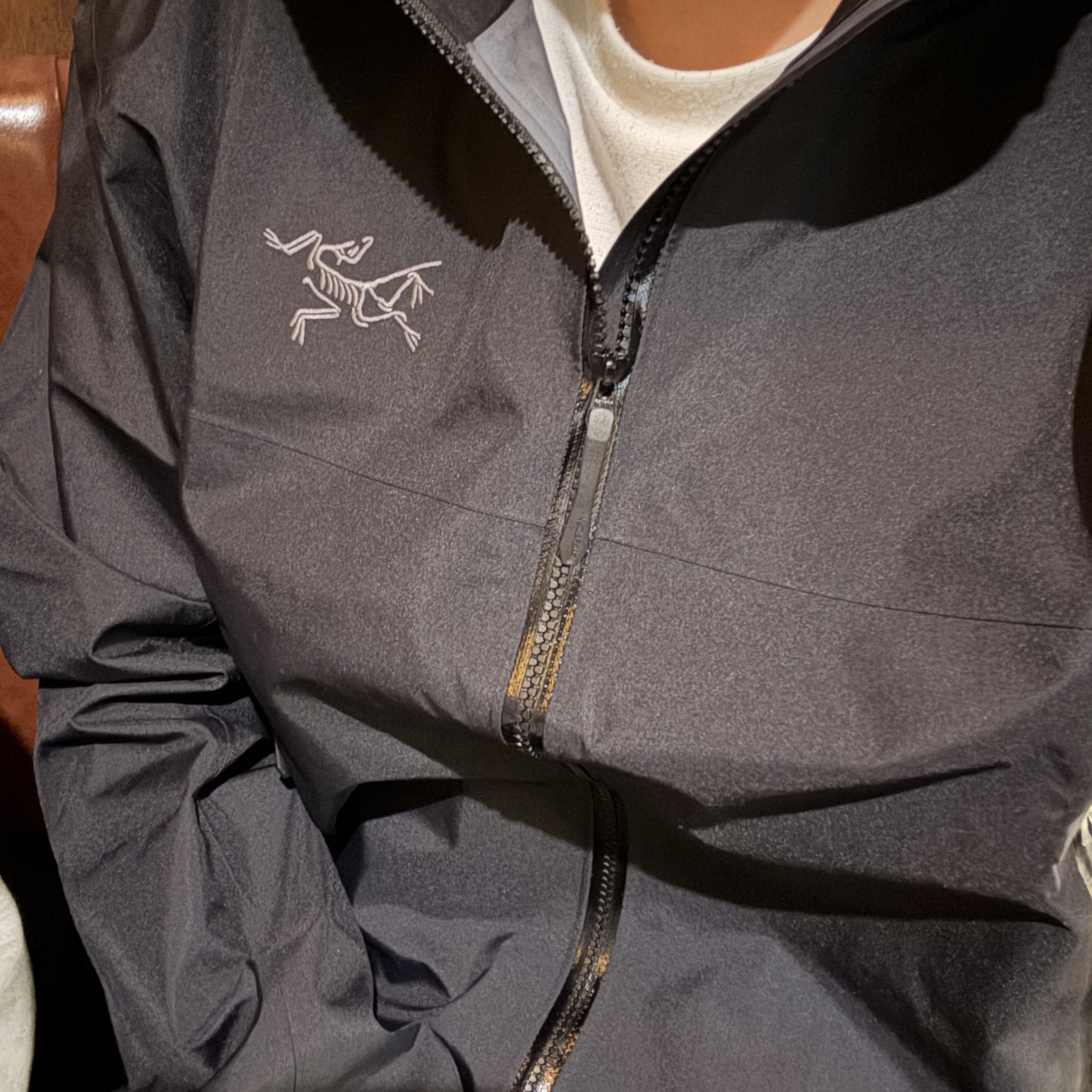 Arc'teryx Beta Jacket Black 착용 스타일