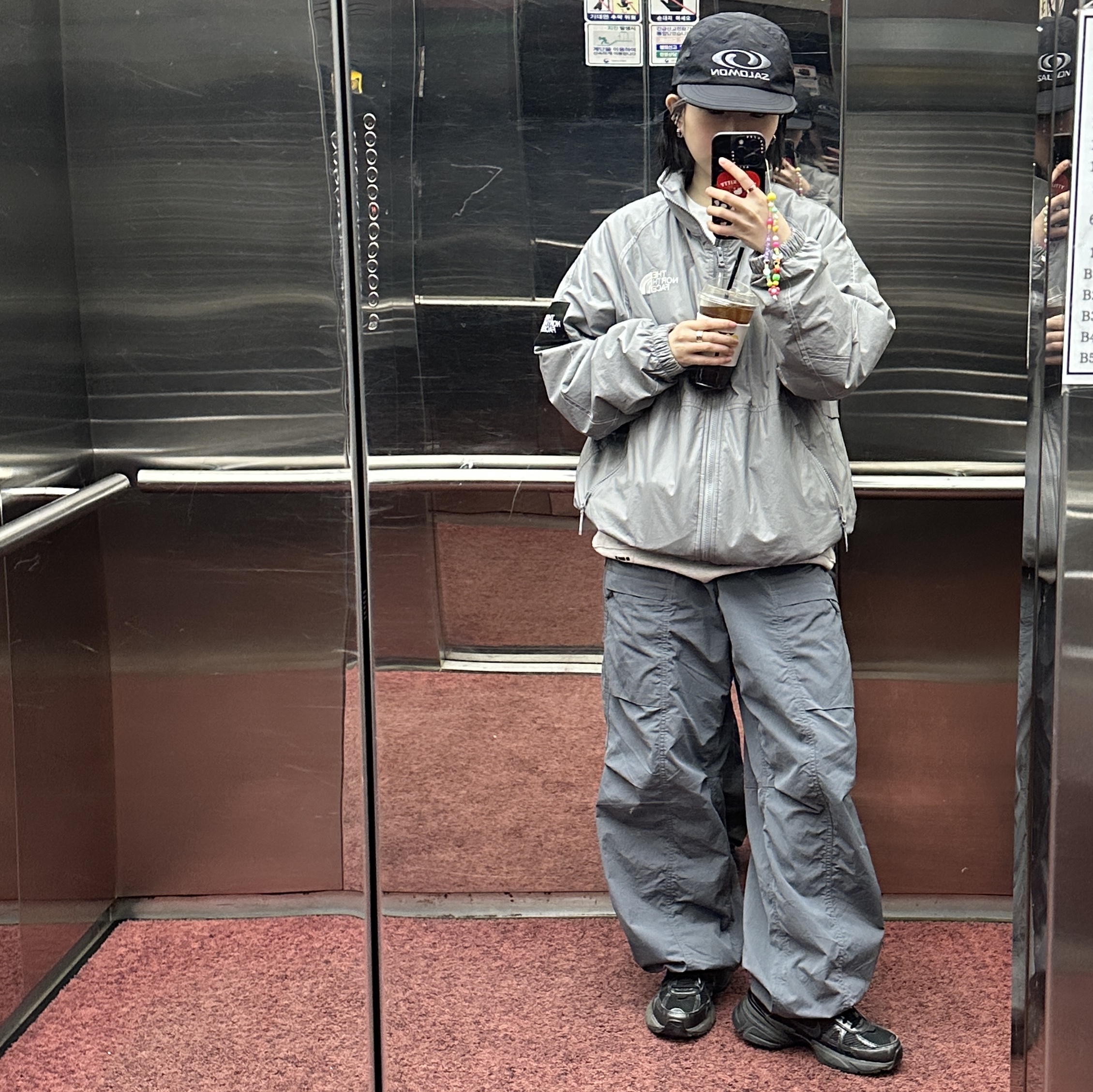 Salomon Link LT 6 Panel Cap Black, The North Face Olema Flash Jacket Gray 착용 스타일