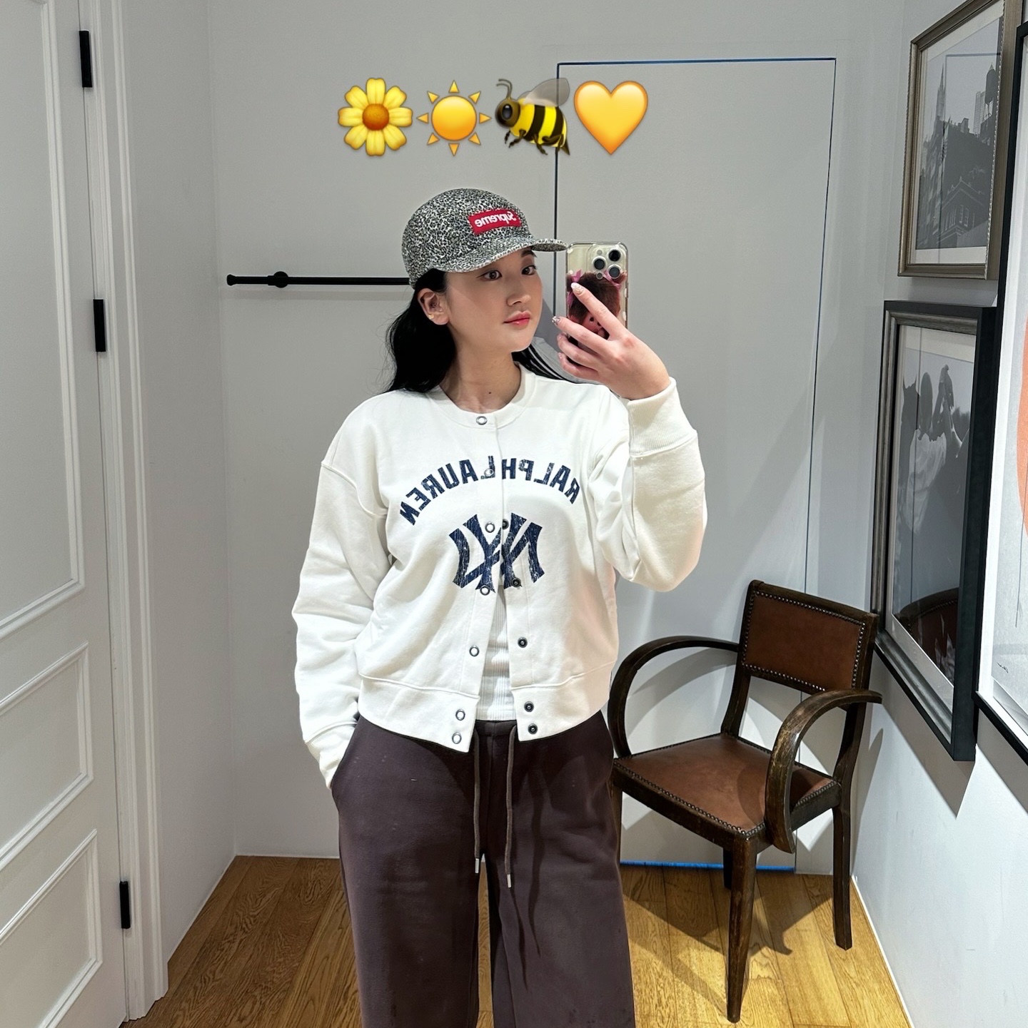 Supreme Corduroy Camp Cap Leopard - 25FW 착용 스타일 - 1
