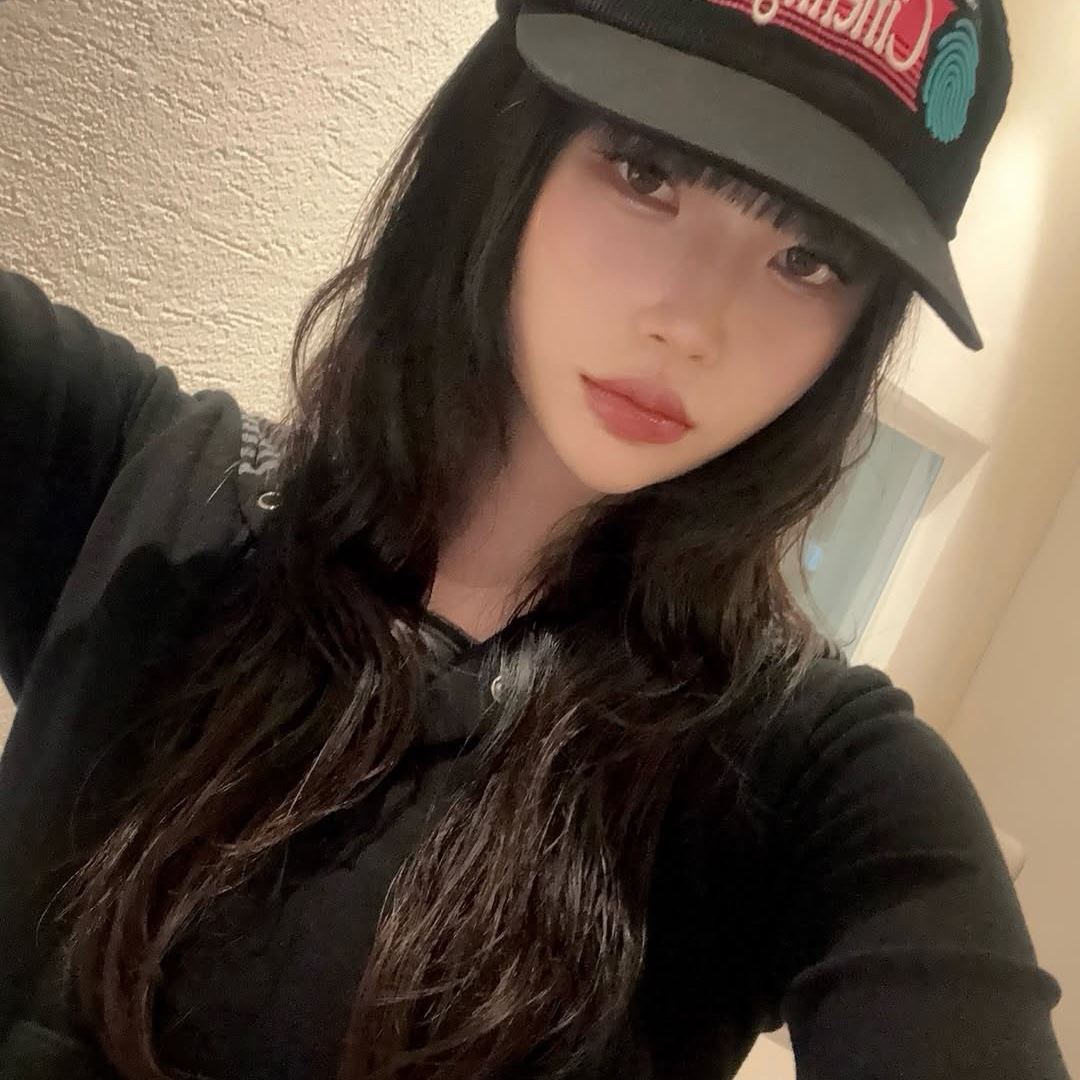 MAINBOOTH Cinefingers Ball Cap BLACK 착용 스타일 - 2