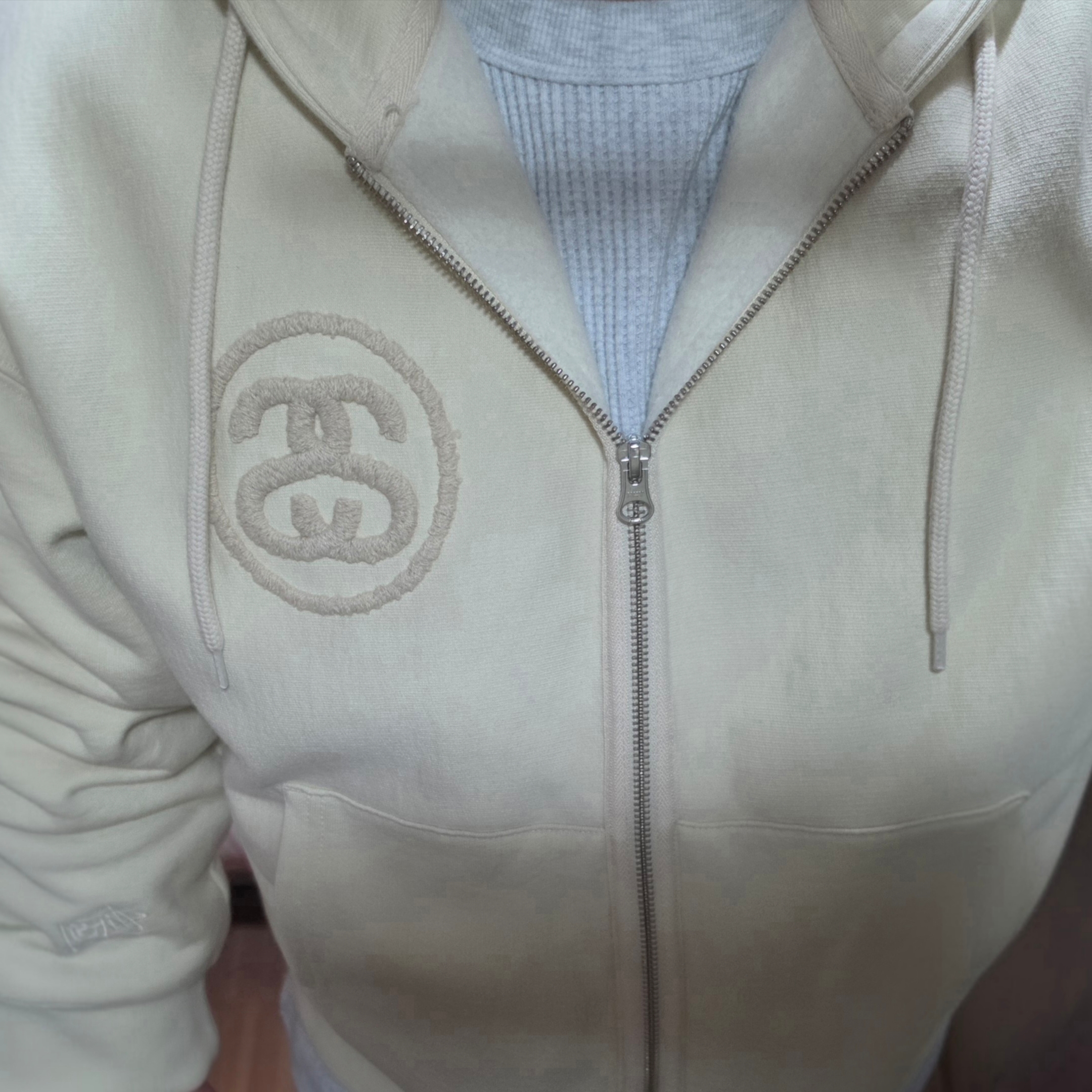 Stussy x Wales Bonner Fleece Zip Hoodie Ivory, IAB Studio IAB Waffle Long Sleeve Light Gray 착용 스타일