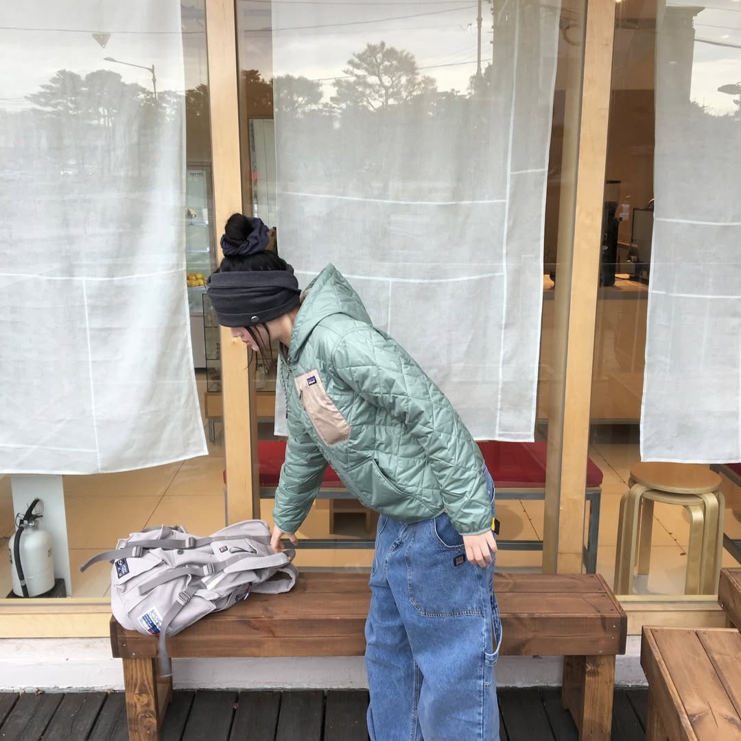 SPORT CHAMBER Superwide Carpenter Denim Pants Blue 착용 스타일 - 2