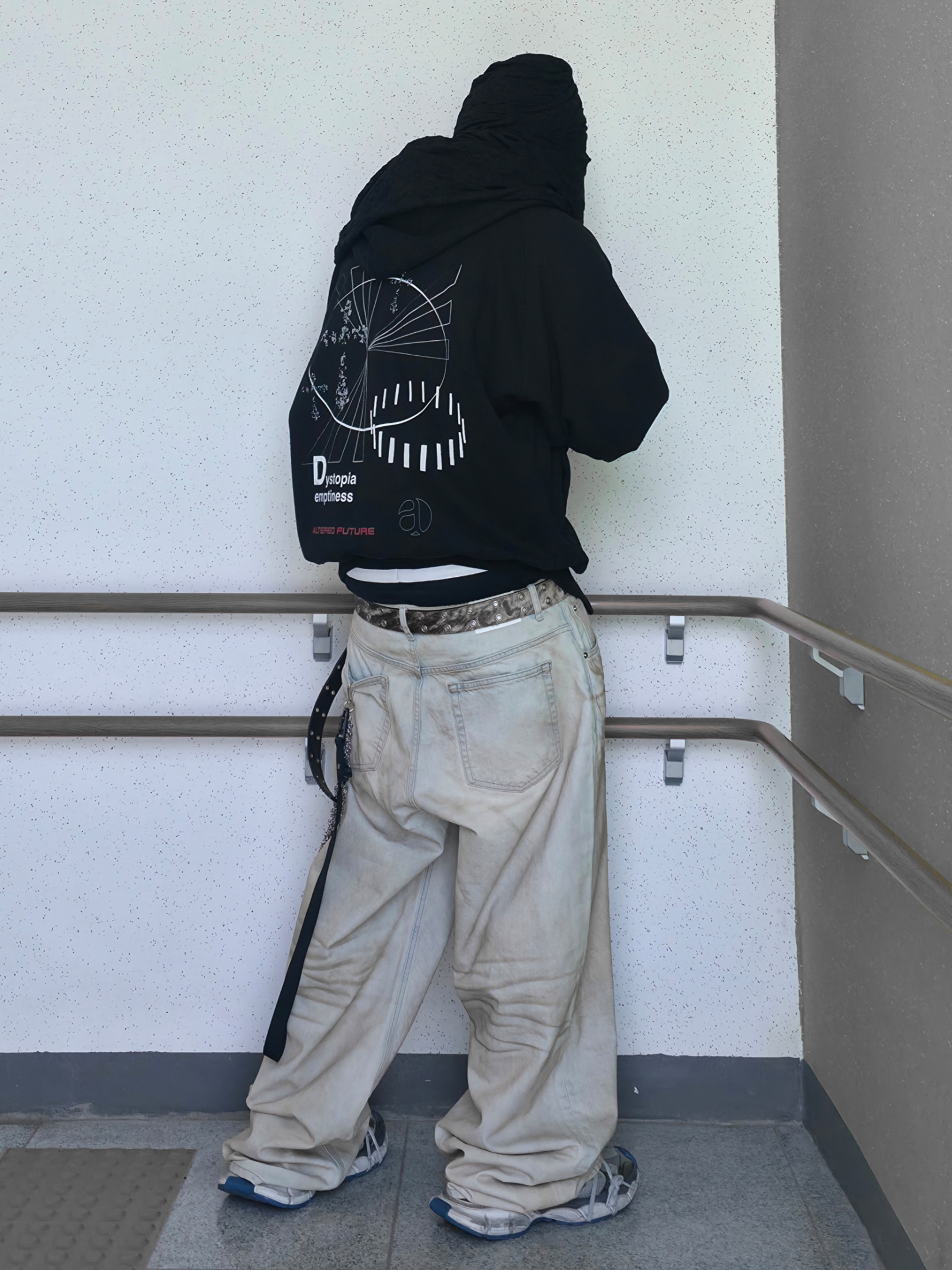 Balenciaga 3XL Sneakers Grey White Blue, Undermycar Leachianus Multiple Tangles Double Logo Chain Down Blue - 23SS 착용 스타일 - 1