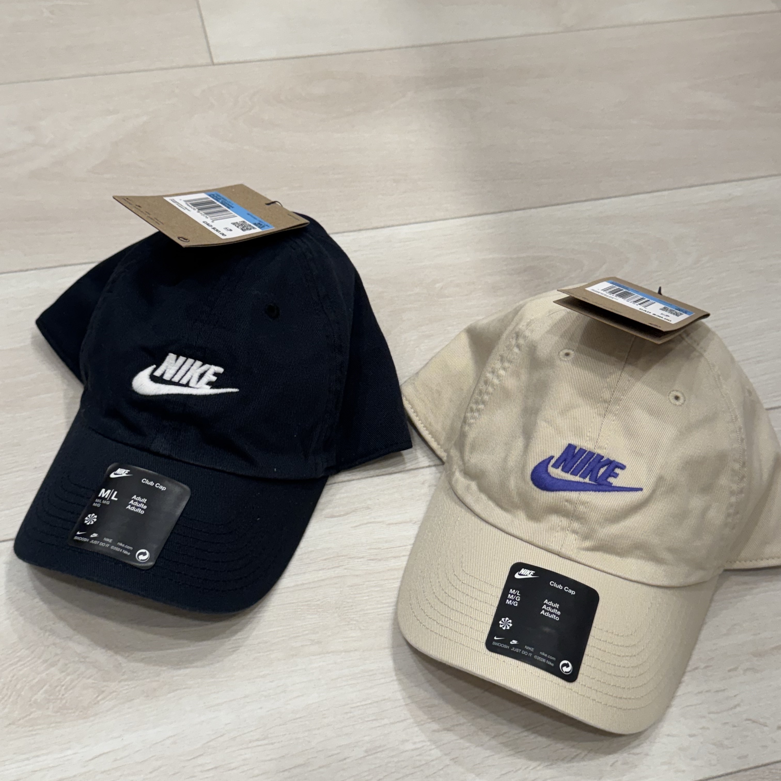 Nike Club Unstructured Futura Washed Cap Light Khaki Sapphire 착용 스타일