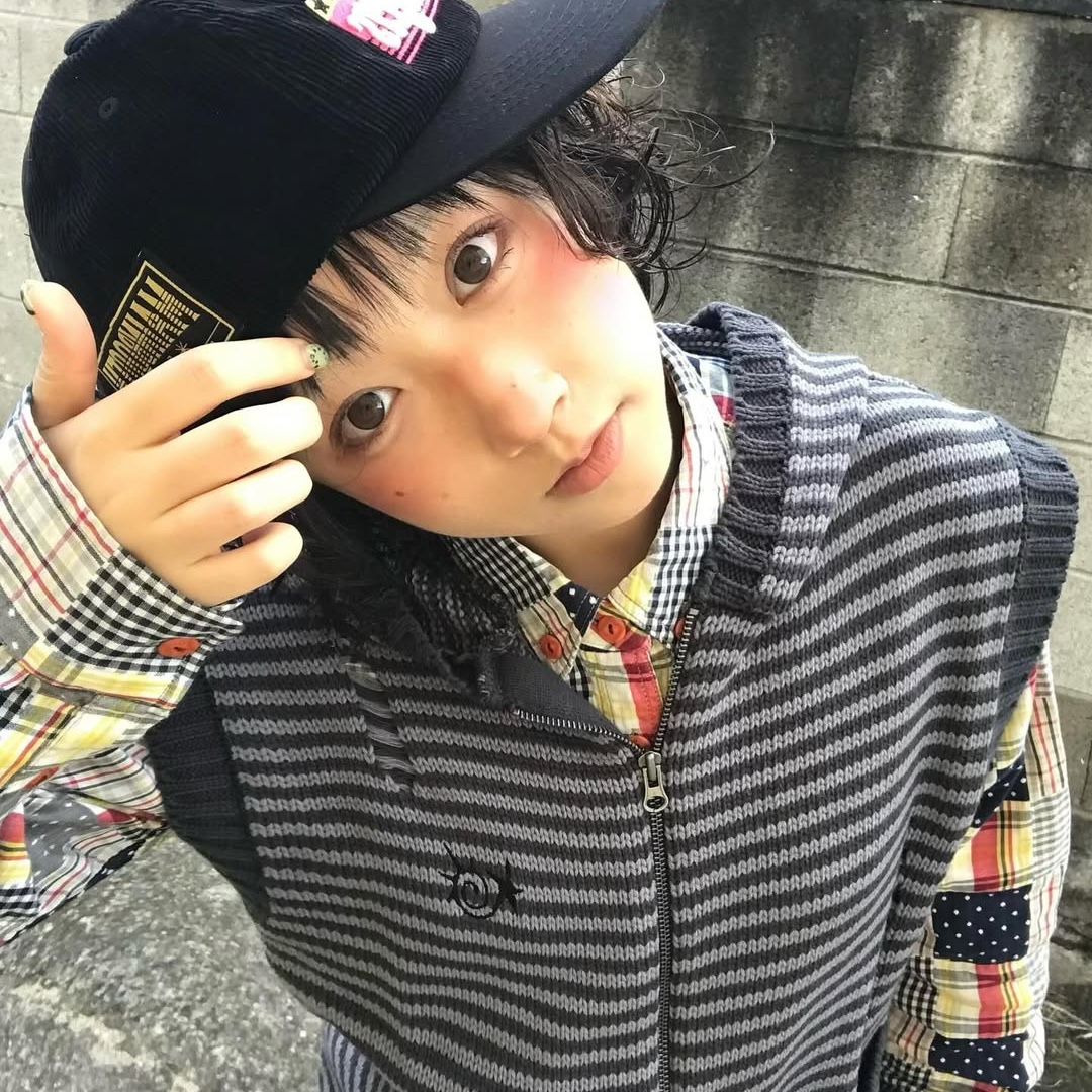 MAINBOOTH Cinefingers Ball Cap BLACK 착용 스타일 - 2