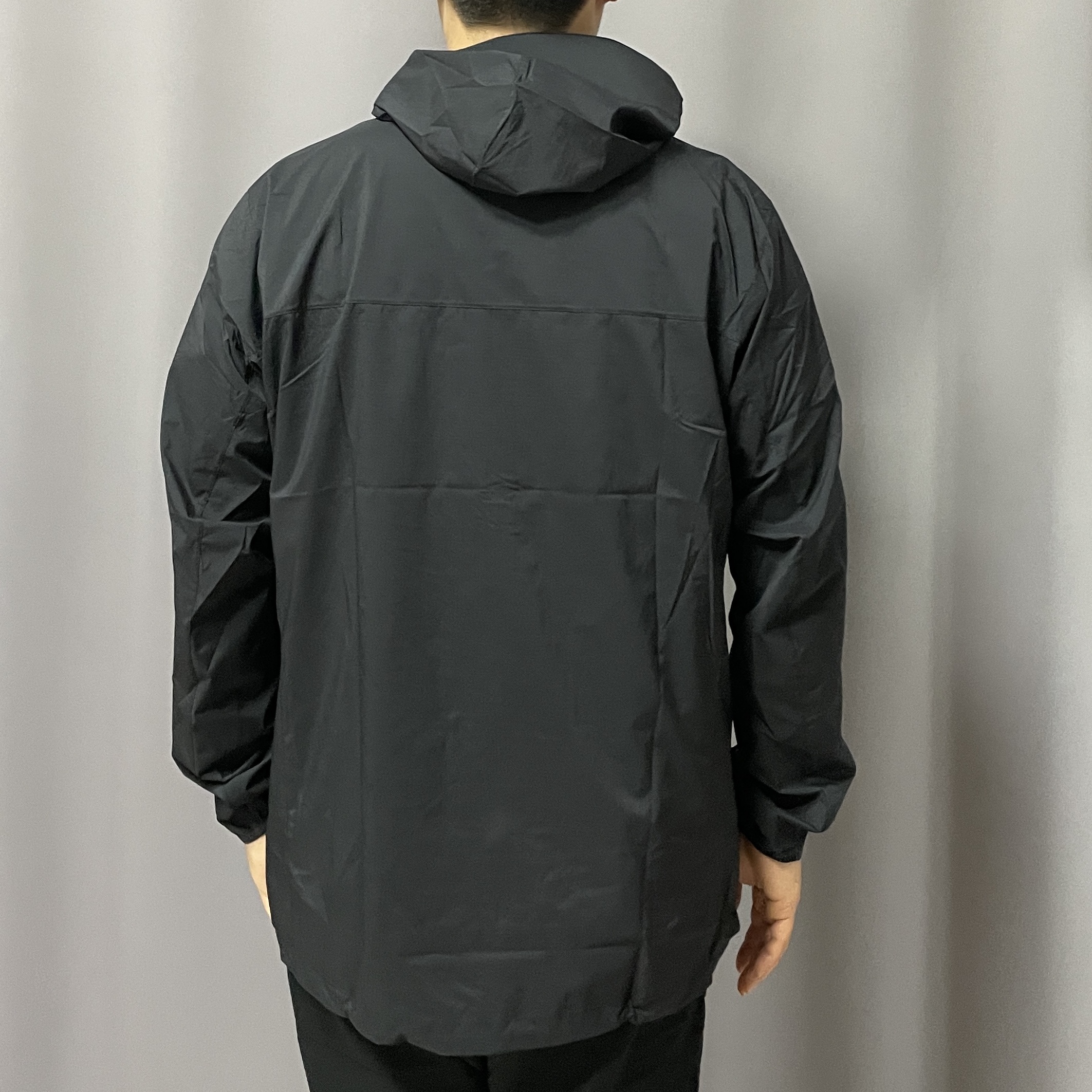 Arc'teryx Squamish Hoody Black 착용 스타일 - 3