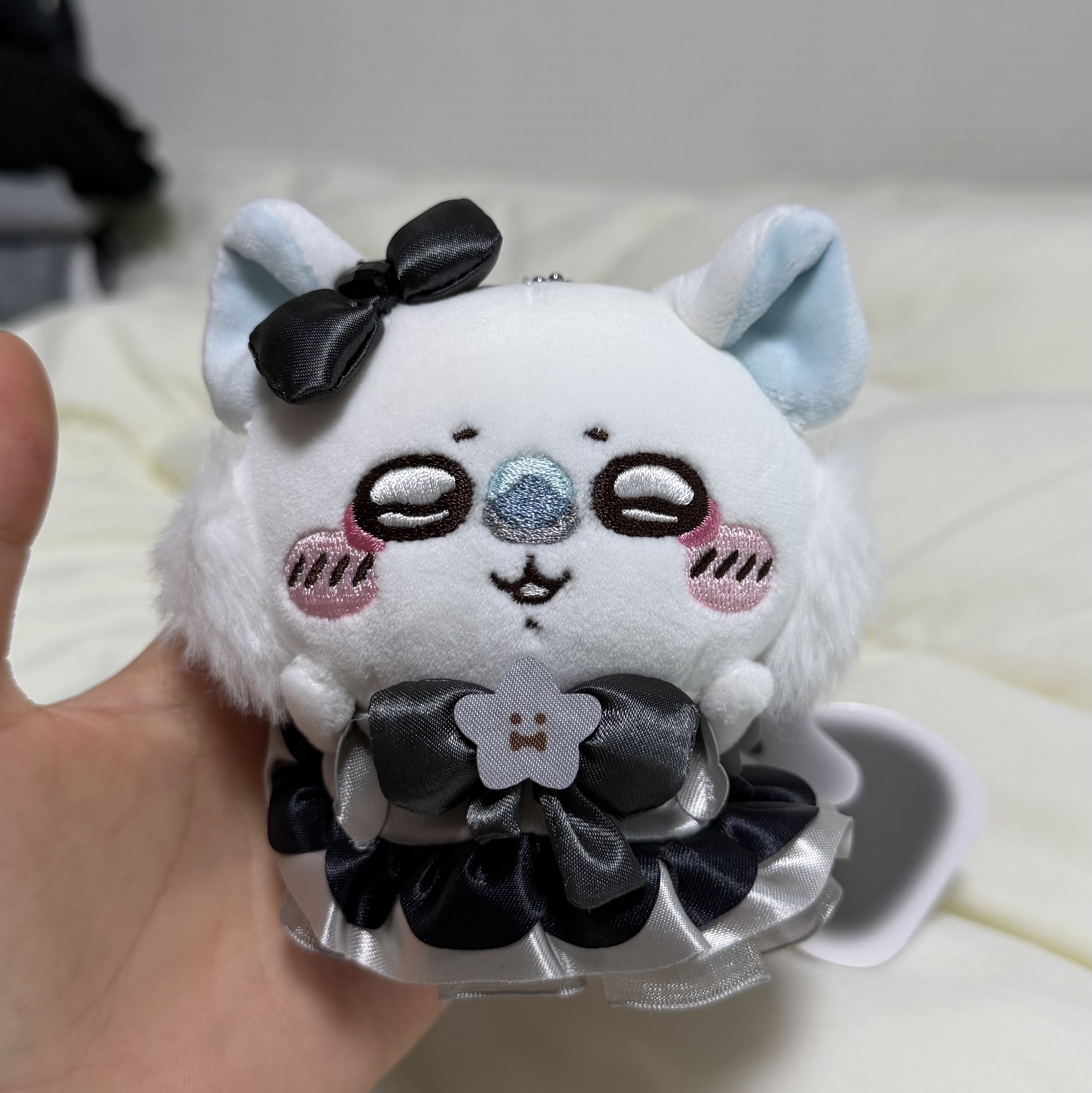 Chiikawa Magical Bad Version Mascot Momonga 착용 스타일 - 1