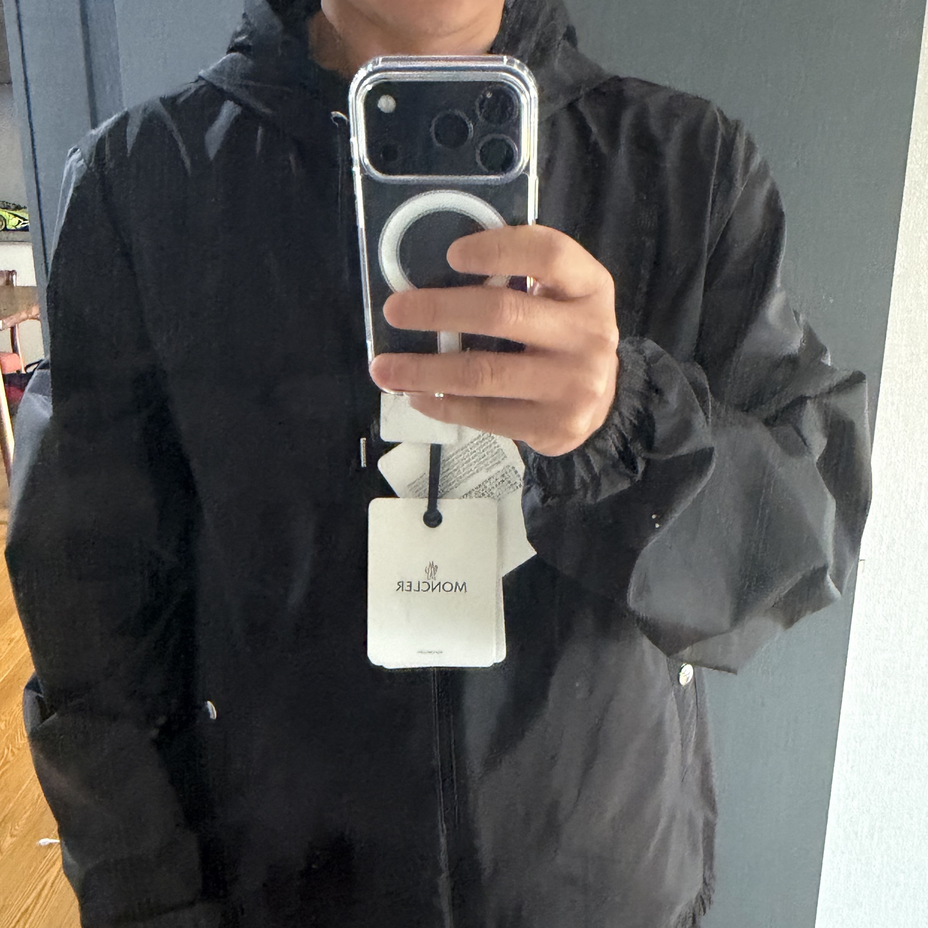Moncler Grimpeurs Hooded Windbreaker Black - 26SS 착용 스타일 - 3
