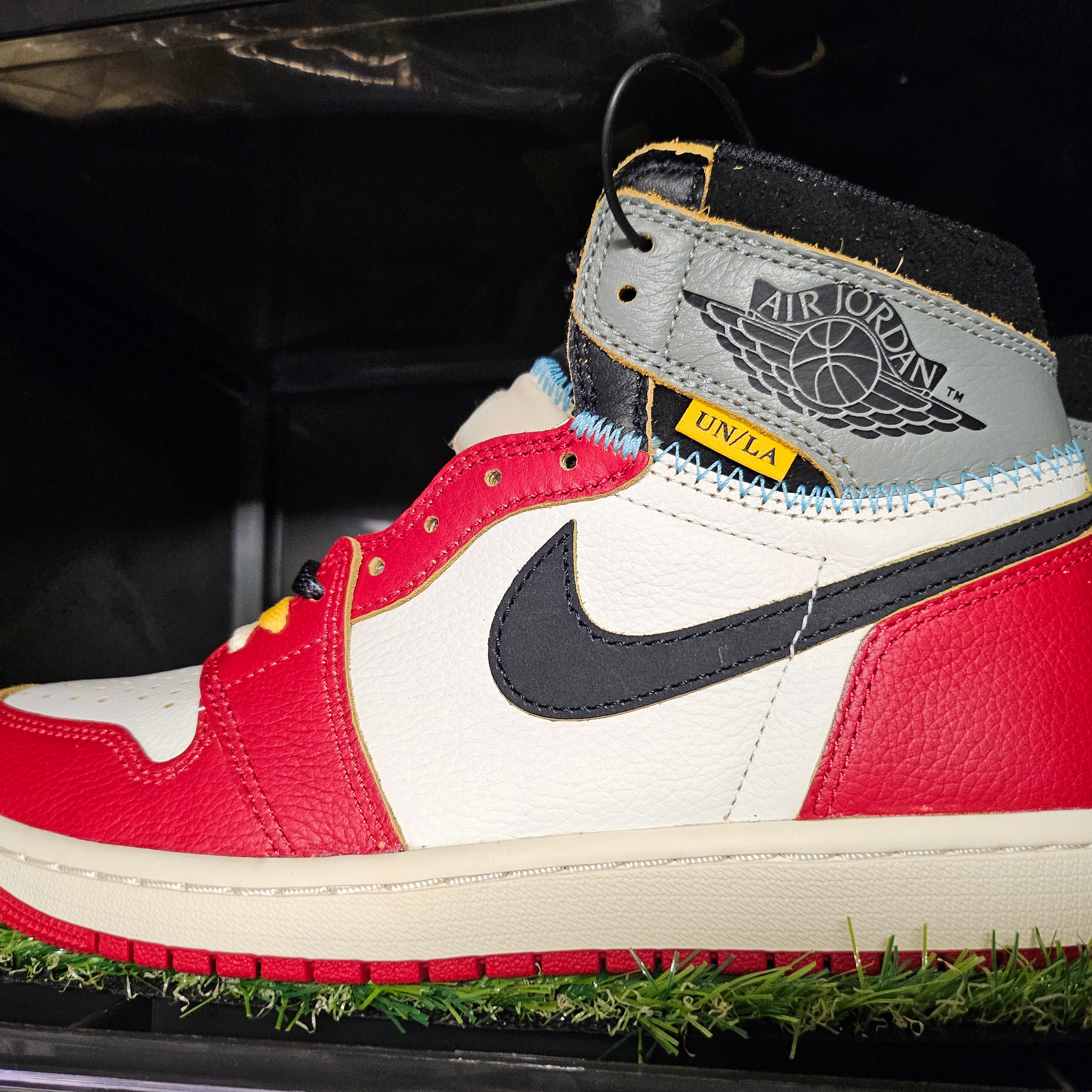 Jordan 1 x Fragment x Union LA Black and Varsity Red, Jordan 1 x Union Retro High OG Chicago Shadow 착용 스타일 - 2