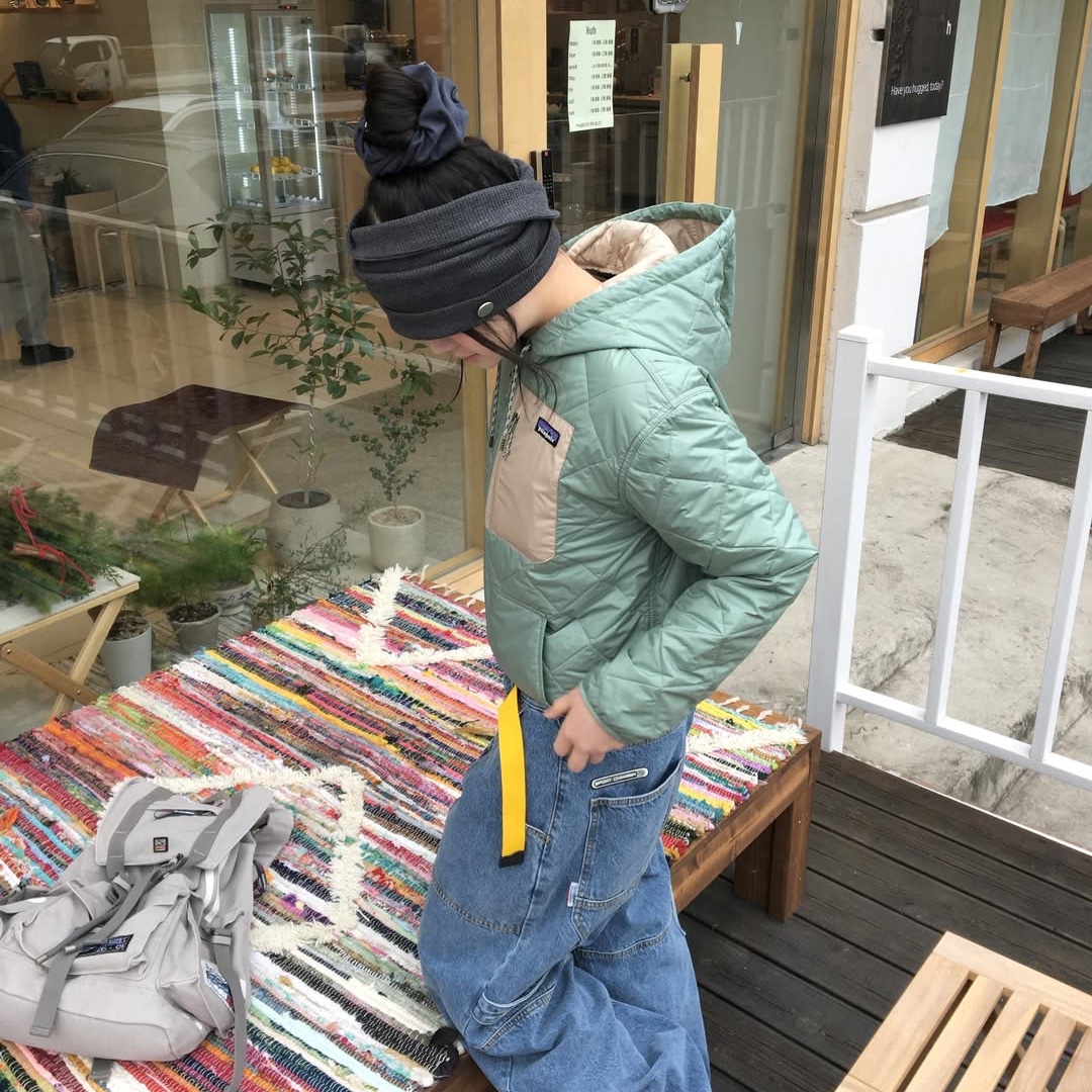 SPORT CHAMBER Superwide Carpenter Denim Pants Blue 착용 스타일 - 3