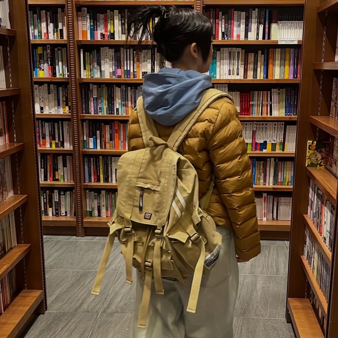 SPORT CHAMBER SC Sporty Rucksack BEIGE 착용 스타일 - 1