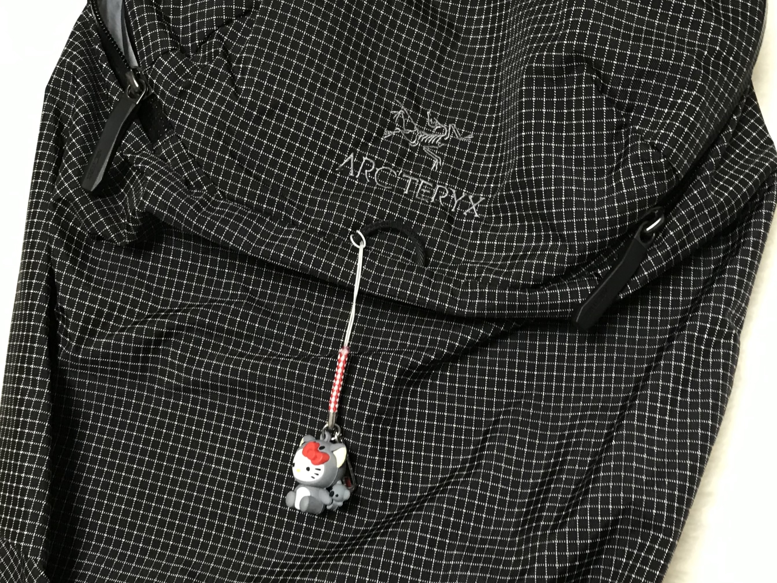 Arc'teryx Konseal 15 Backpack Black 착용 스타일
