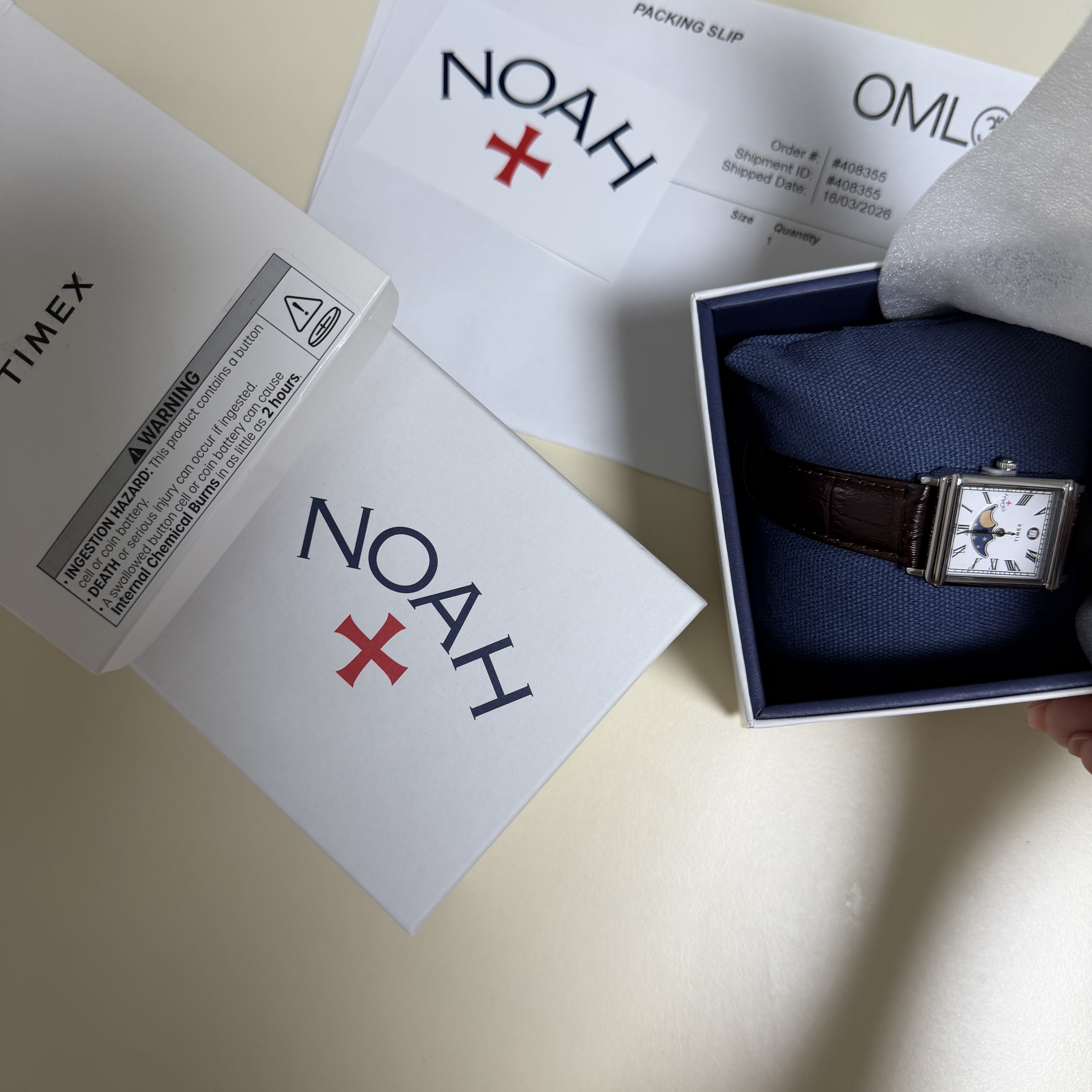 Timex x Noah Moon 37mm Phase Watch Brown Steel 착용 스타일