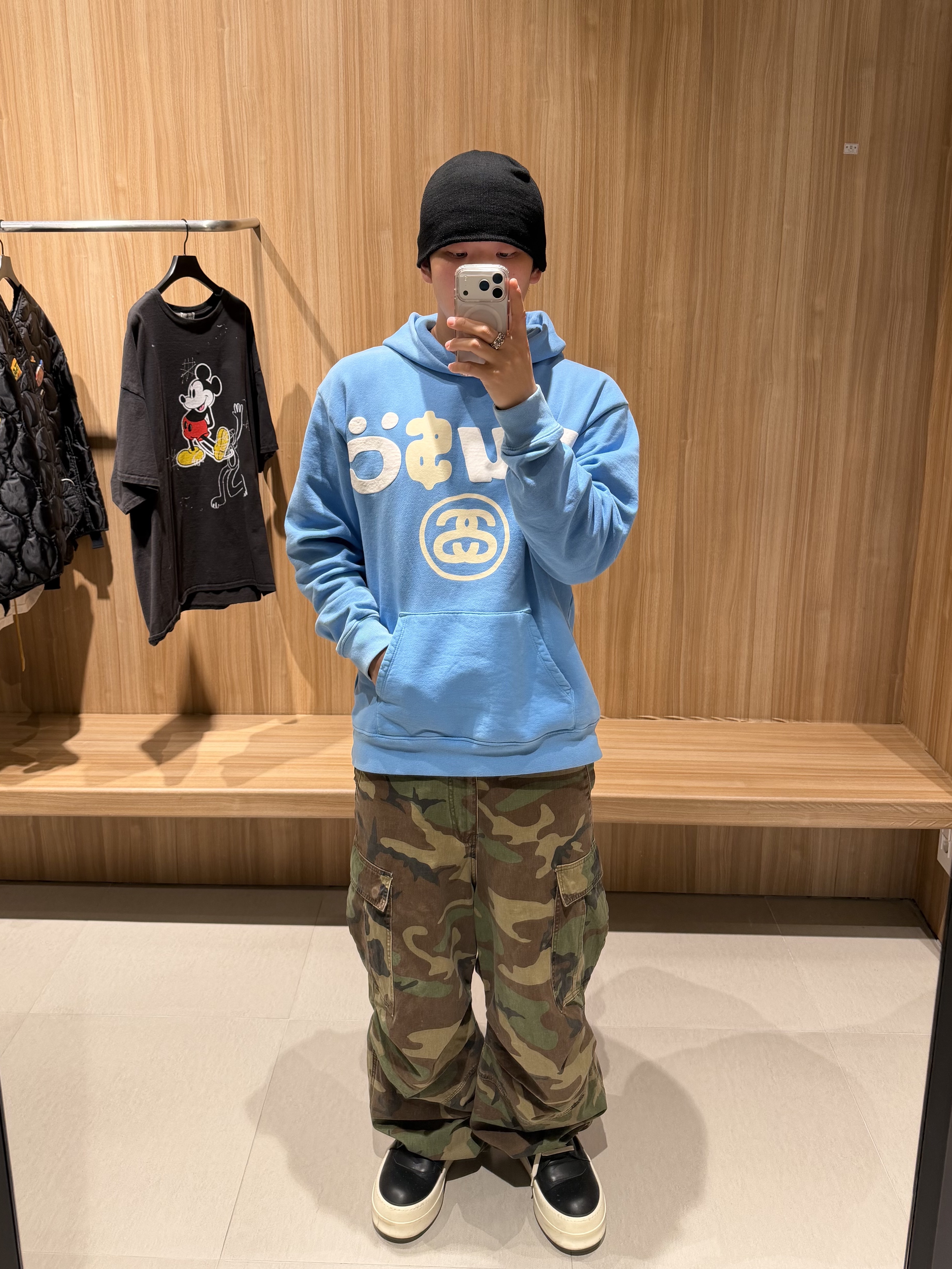 Stussy x Cactus Plant Flea Market 8 Ball Pigment Dyed Hoodie Blue, NOD Stone Washed Cargo Pants Camo 착용 스타일
