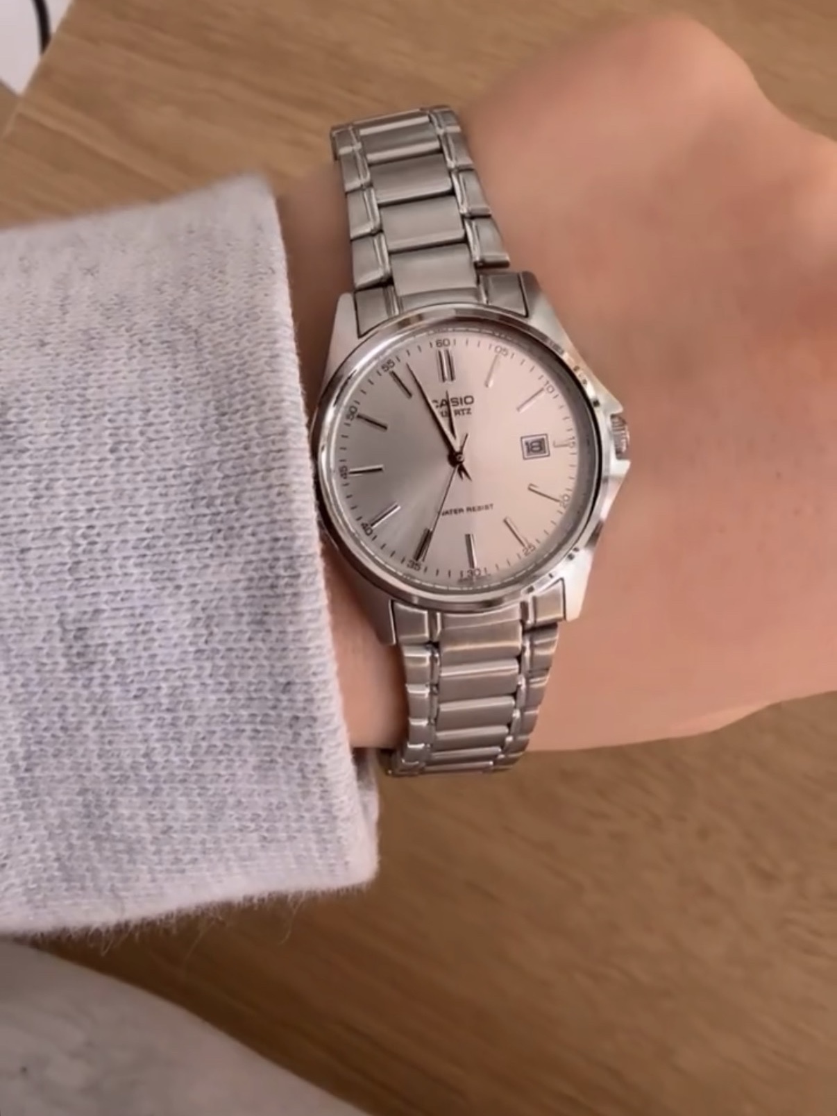 Casio LTP-1183A-7ADF 착용 스타일 - 2