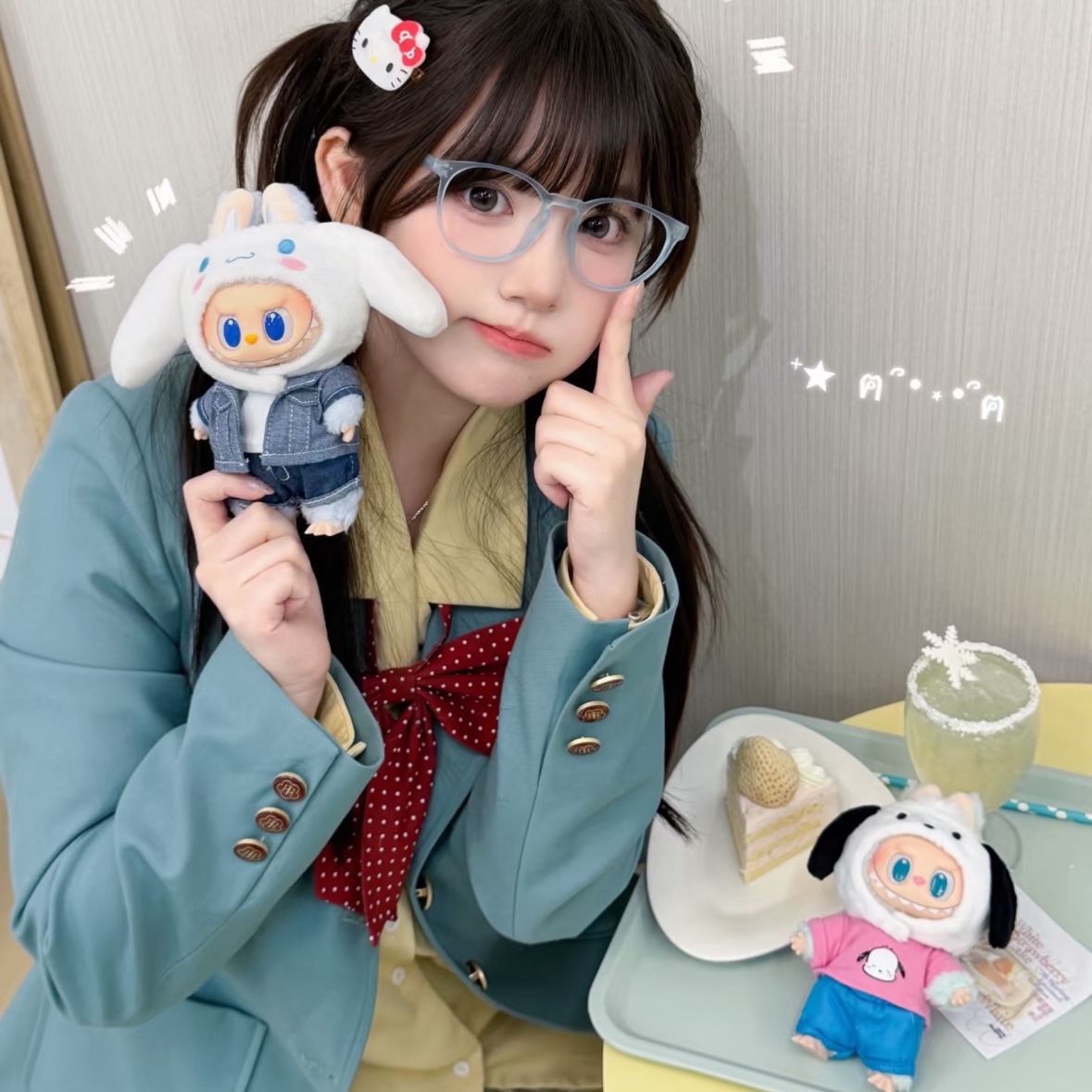 Pop Mart Labubu The Monsters x Hello Kitty And Friends Series Plush Pendant Pochacco (Opened Case), Pop Mart Labubu The Monsters x Hello Kitty And Friends Series Plush Pendant Cinnamoroll (Opened Case) 착용 스타일