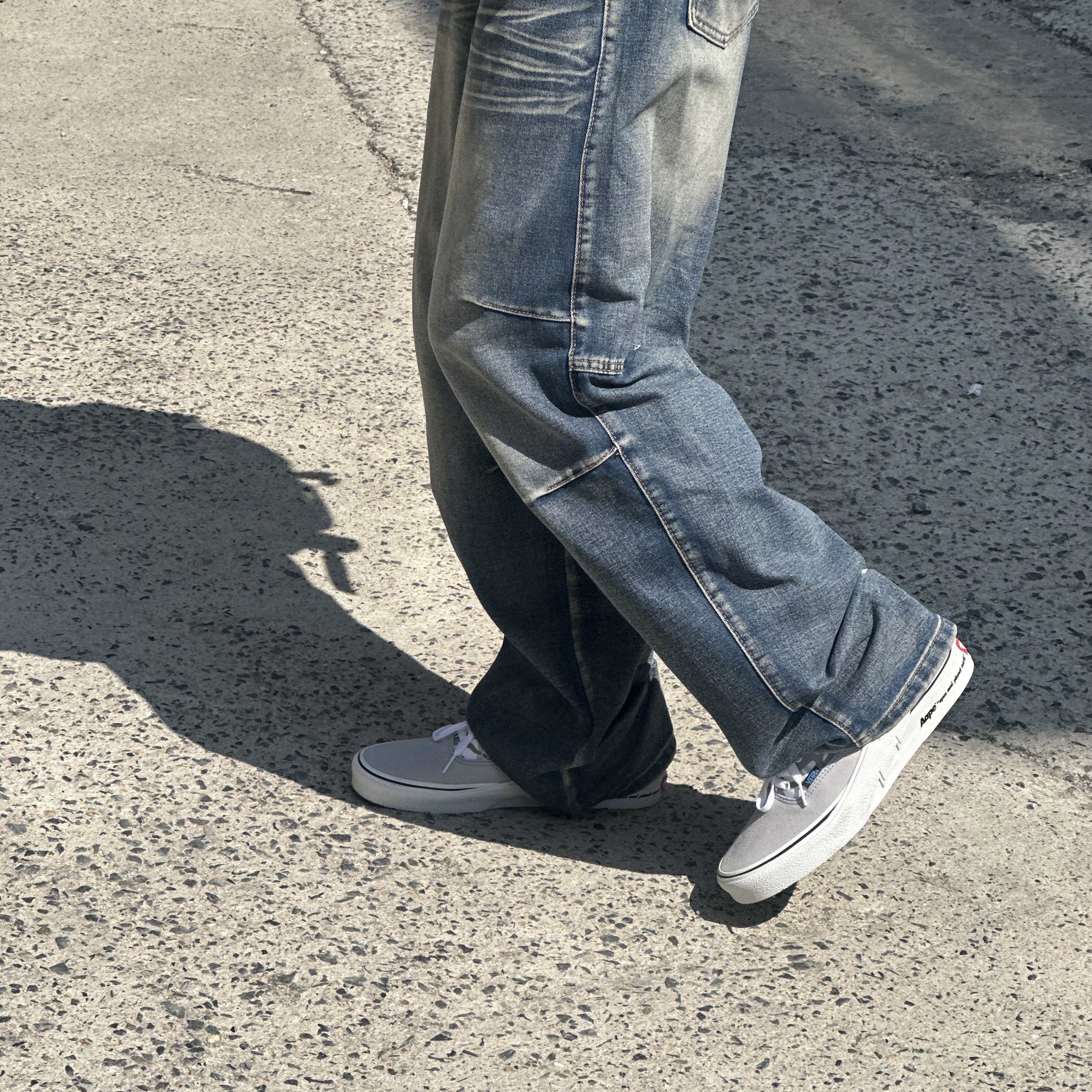 Vans x AAPE Authentic Bolt Grey 착용 스타일 - 3