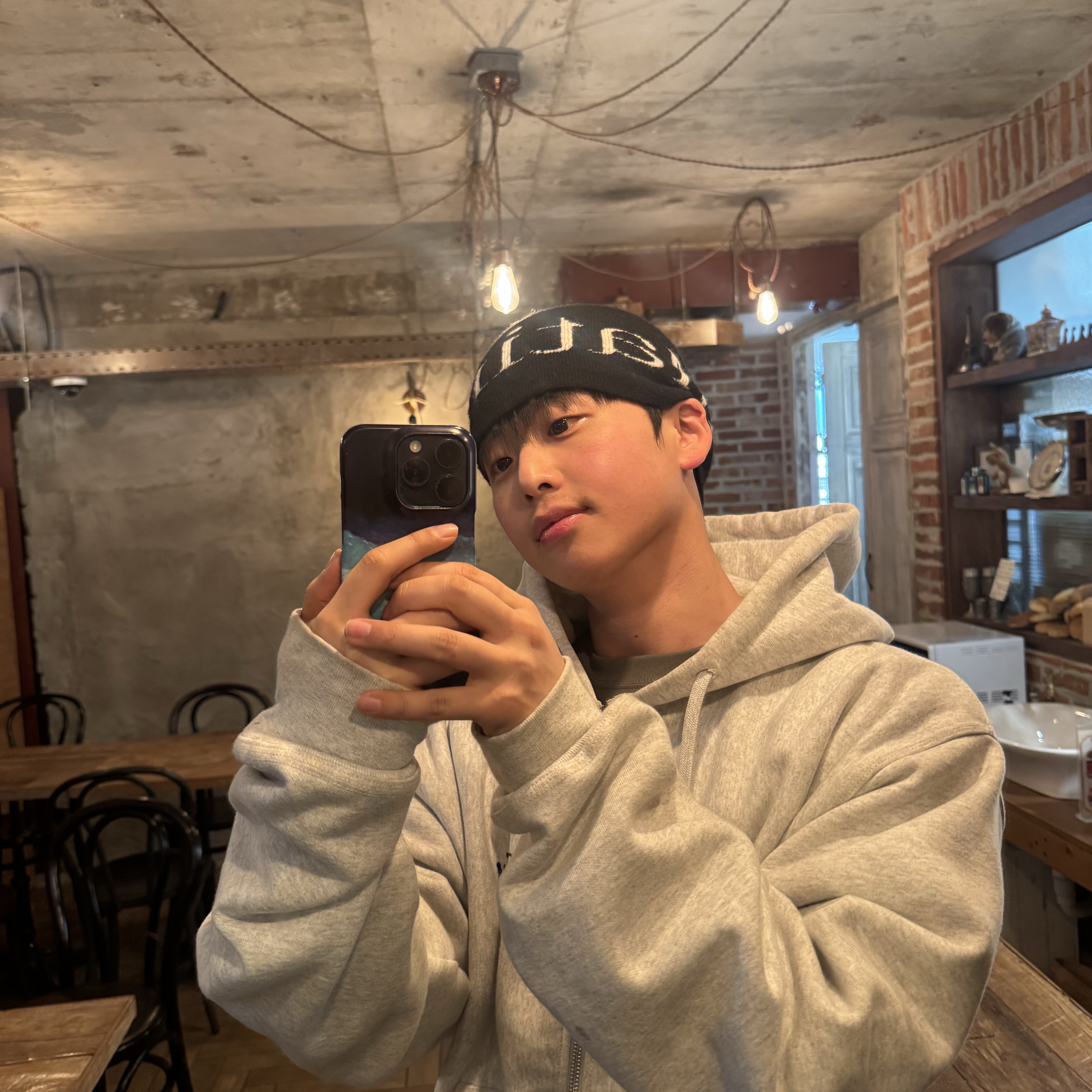 Matin Kim Logo Jacquard Short Beanie Black, Stussy Basic Stussy Zip Hoodie Ash Heather 착용 스타일 - 6