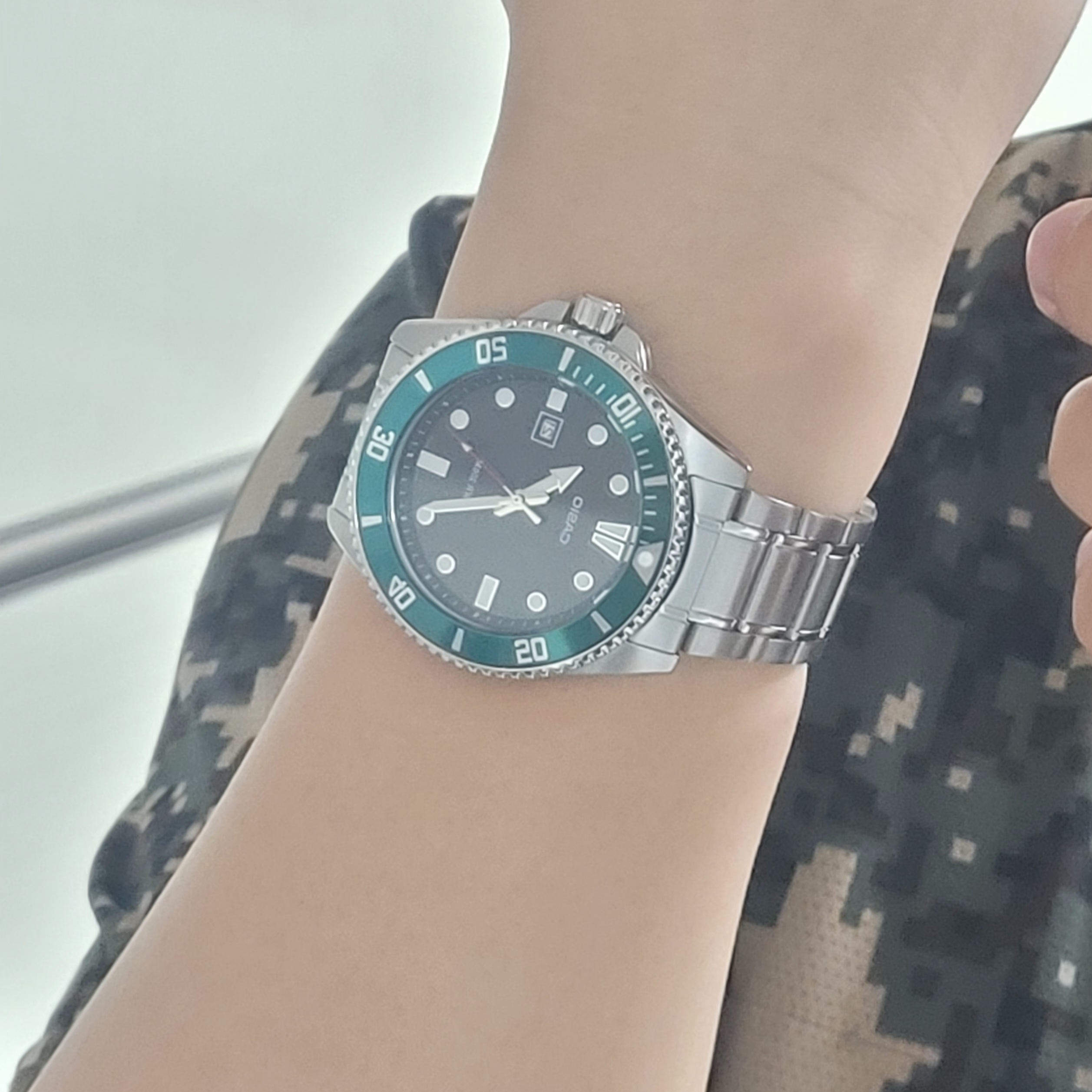 Casio MDV-107D-3AV 착용 스타일 - 2
