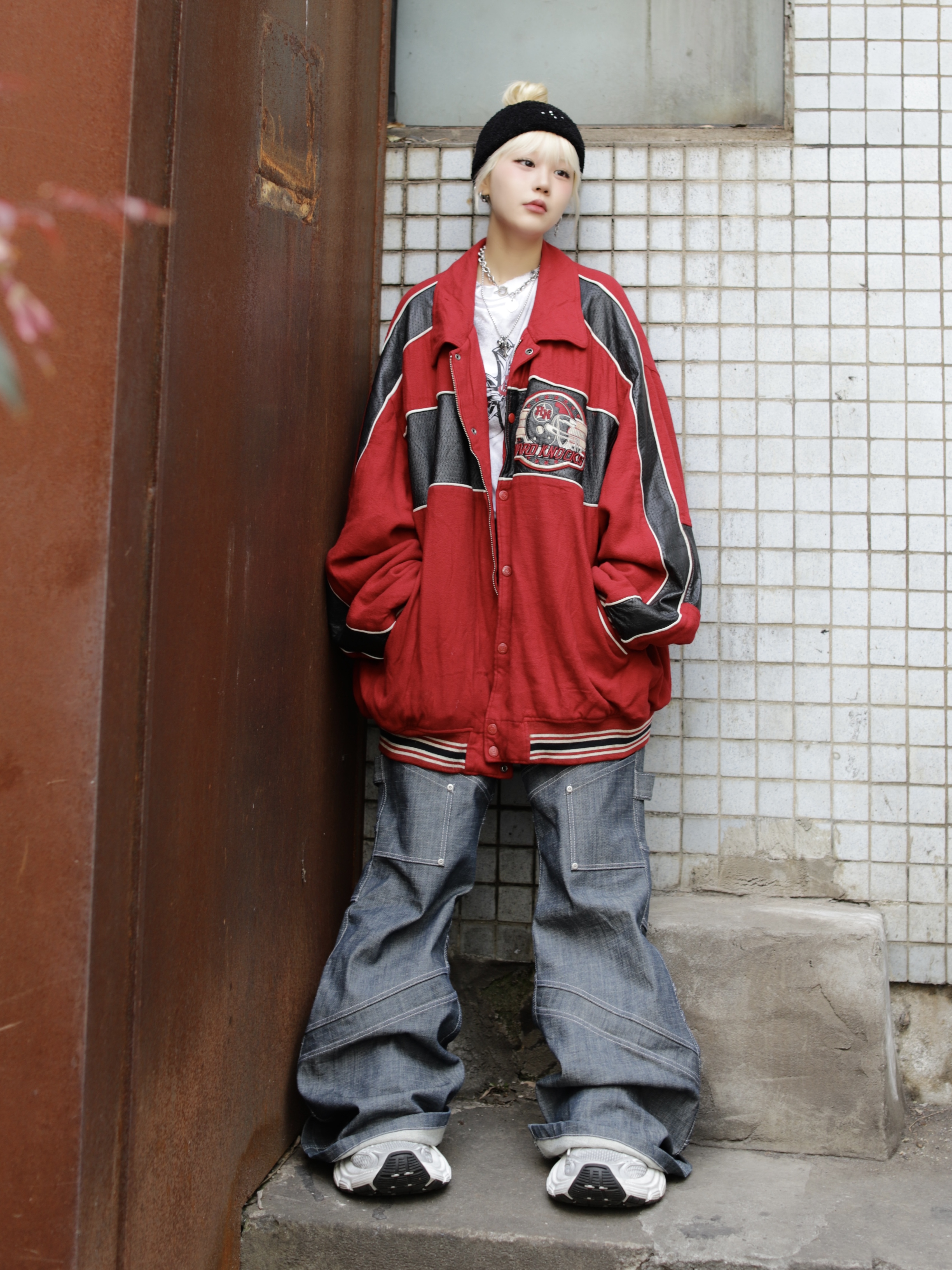 Balenciaga 10XL Sneakers White Black Grey 착용 스타일 - 2